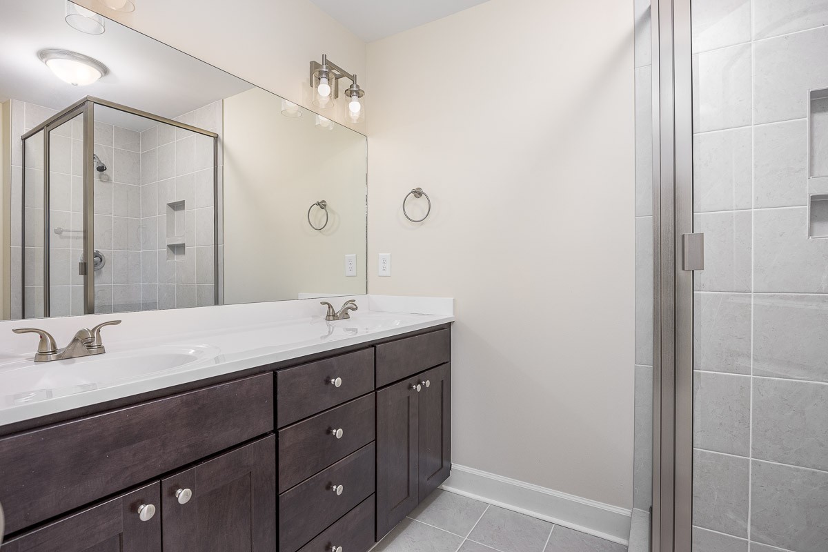 8222 Lenox Creekside Dr Property Photo 20