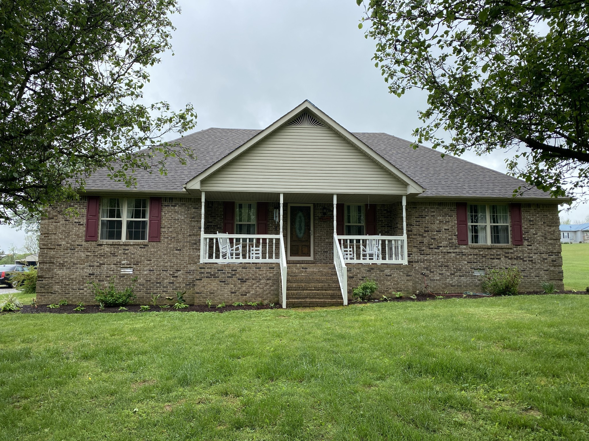 172 Landrum Ln Property Photo 1