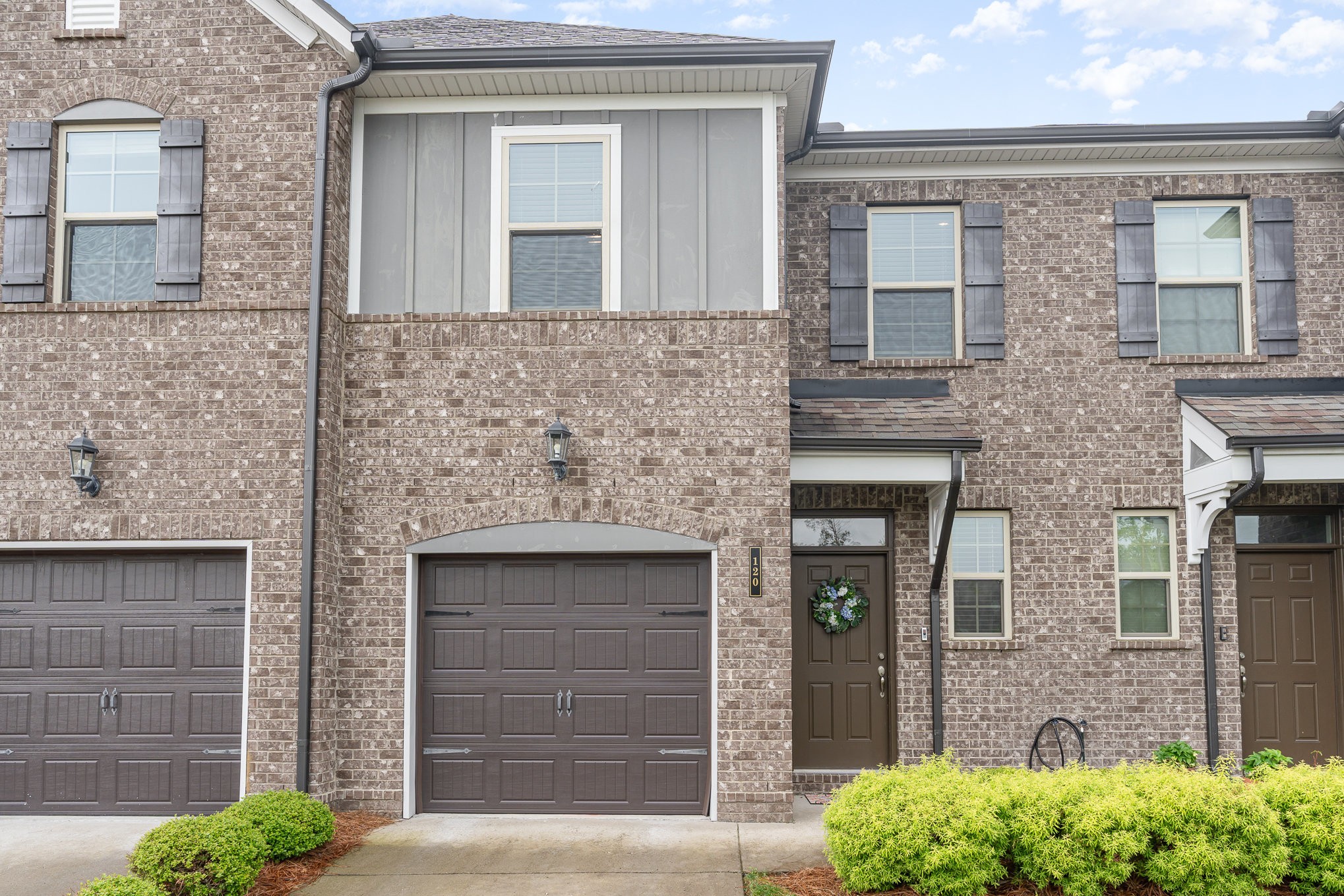 120 Bluestem Ct Property Photo 1