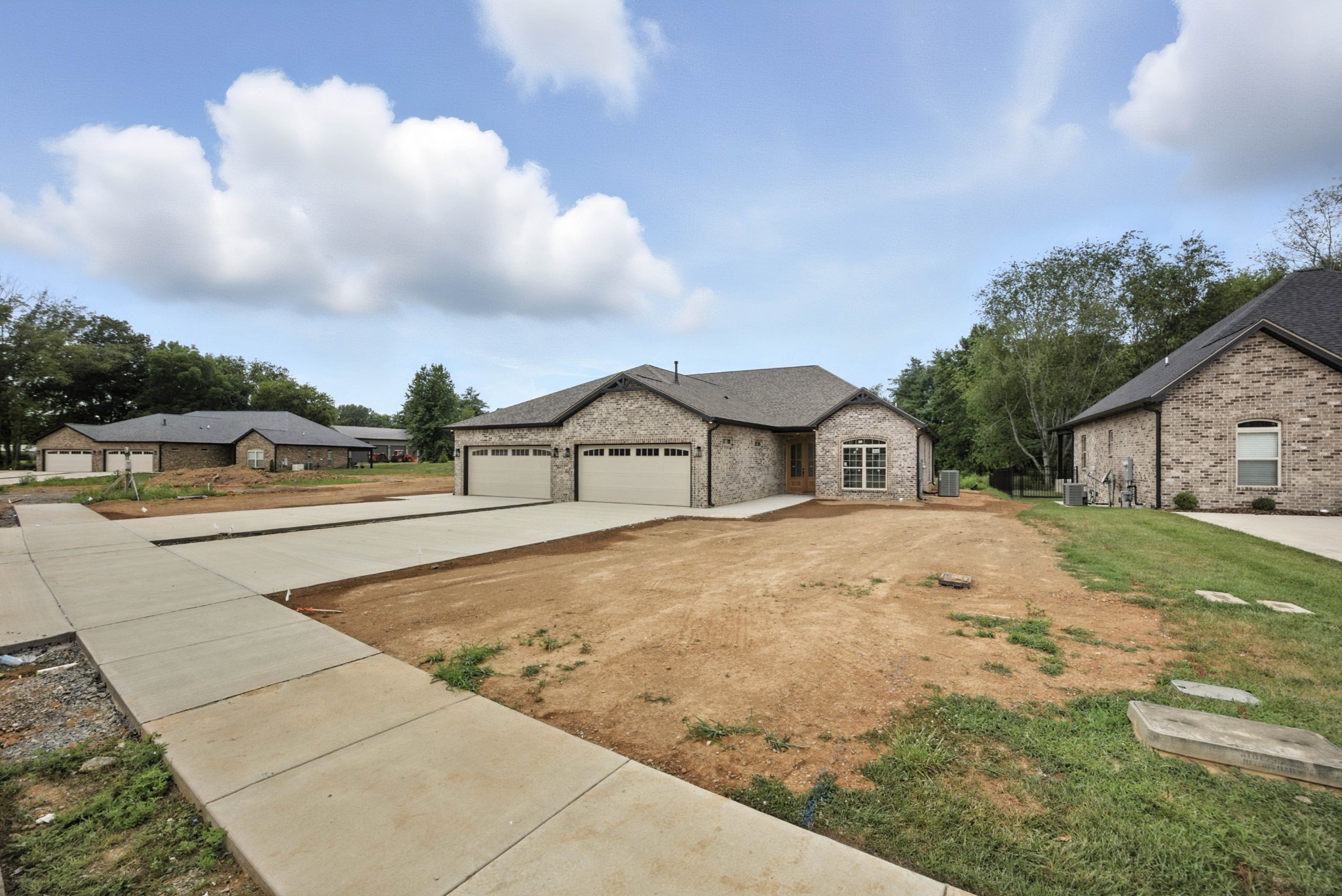1048 Veridian Drive Unit 20b Property Photo 3