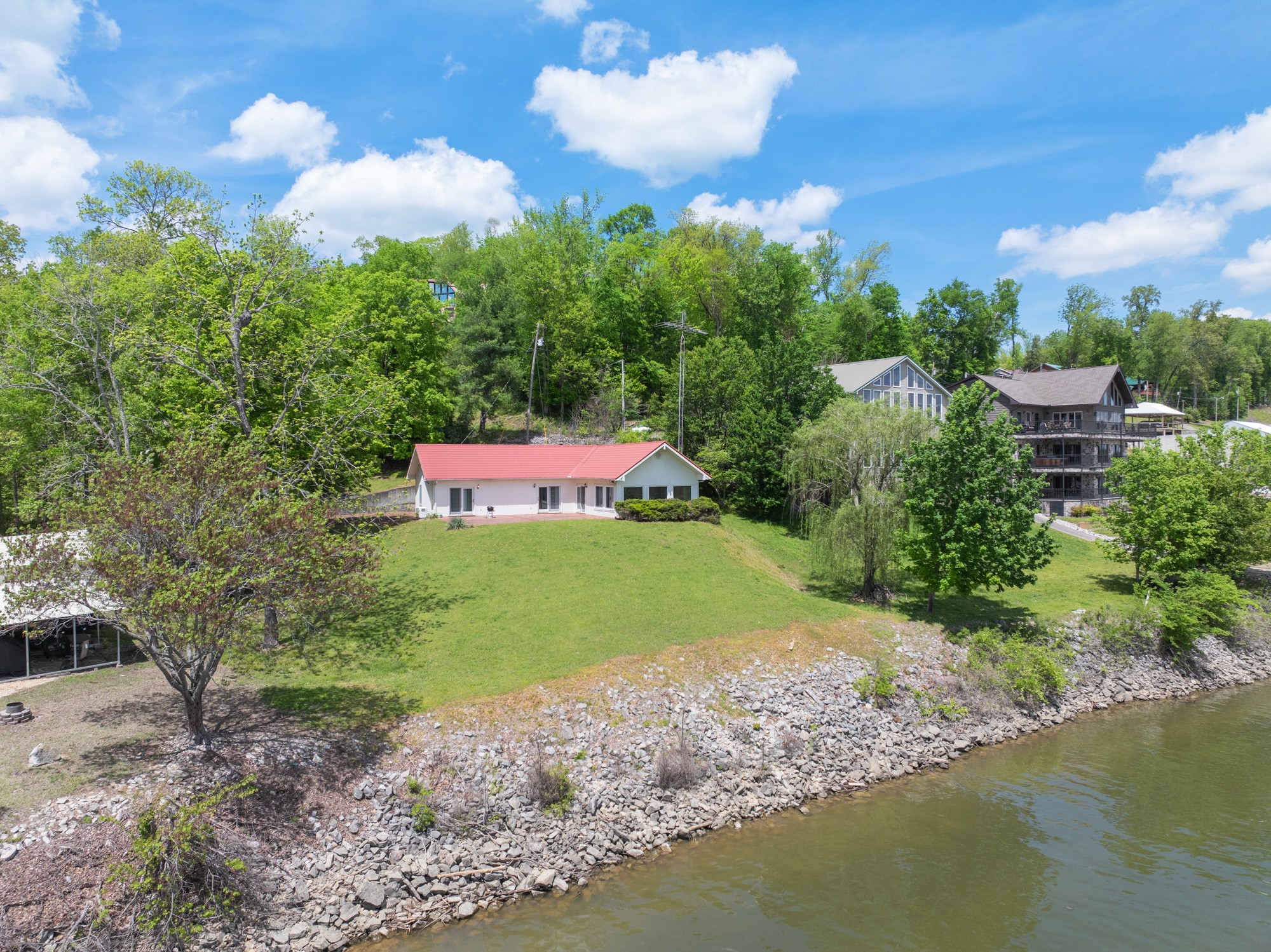 95 Pats Dr Property Photo