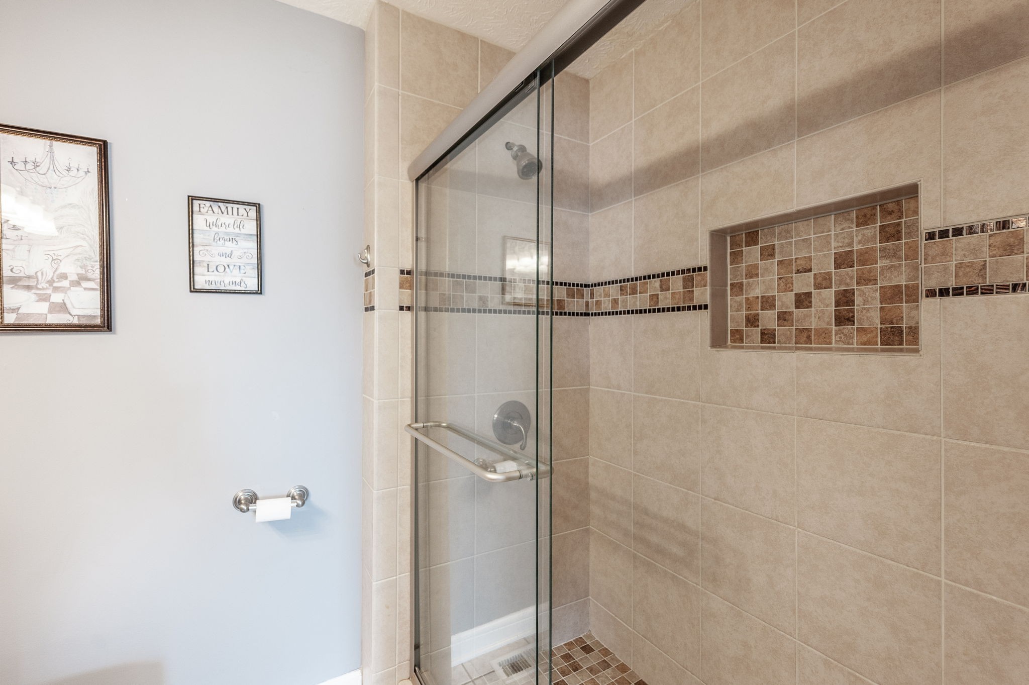 402 Cedar Brook Dr Property Photo 18