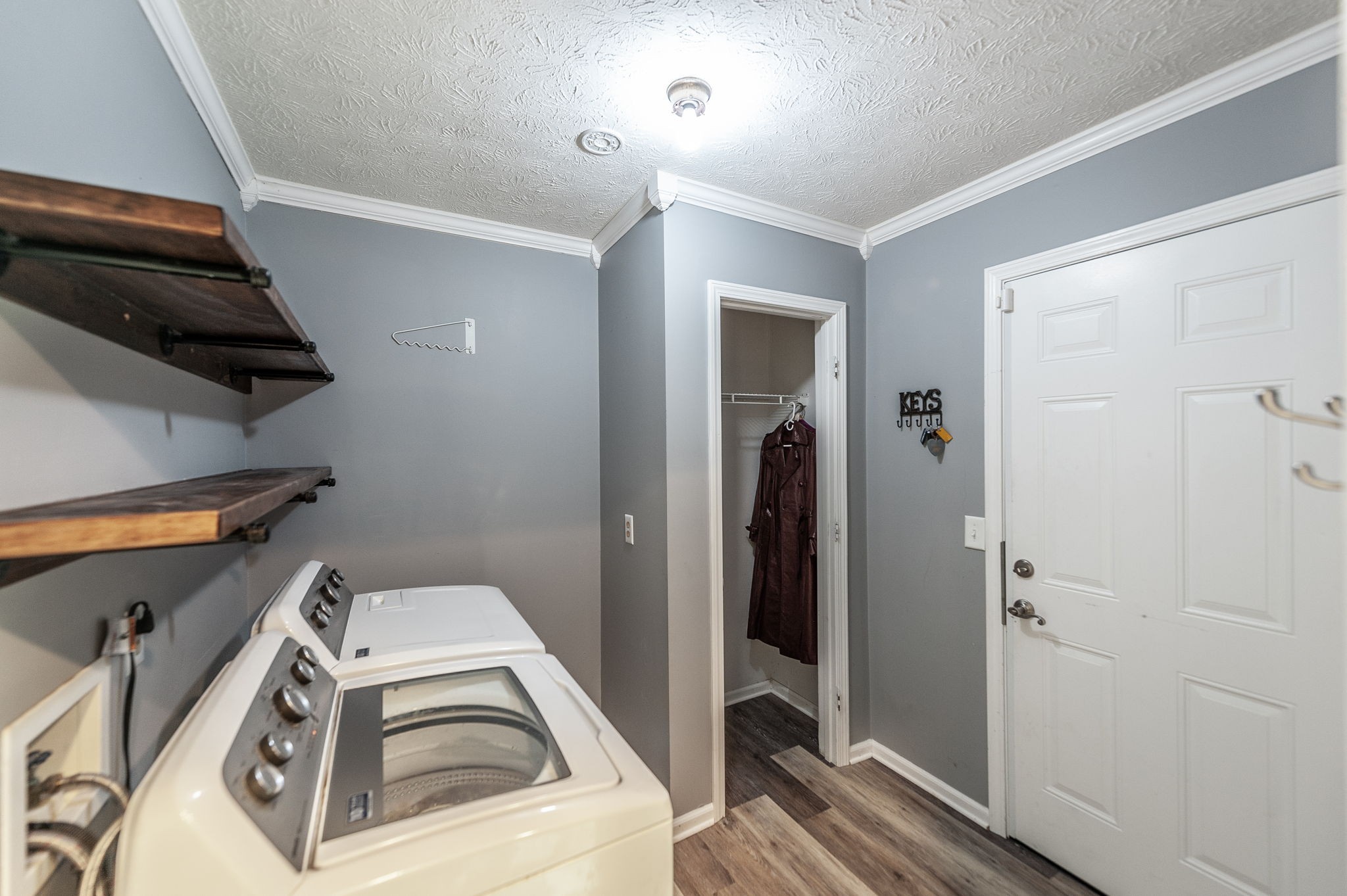 402 Cedar Brook Dr Property Photo 22