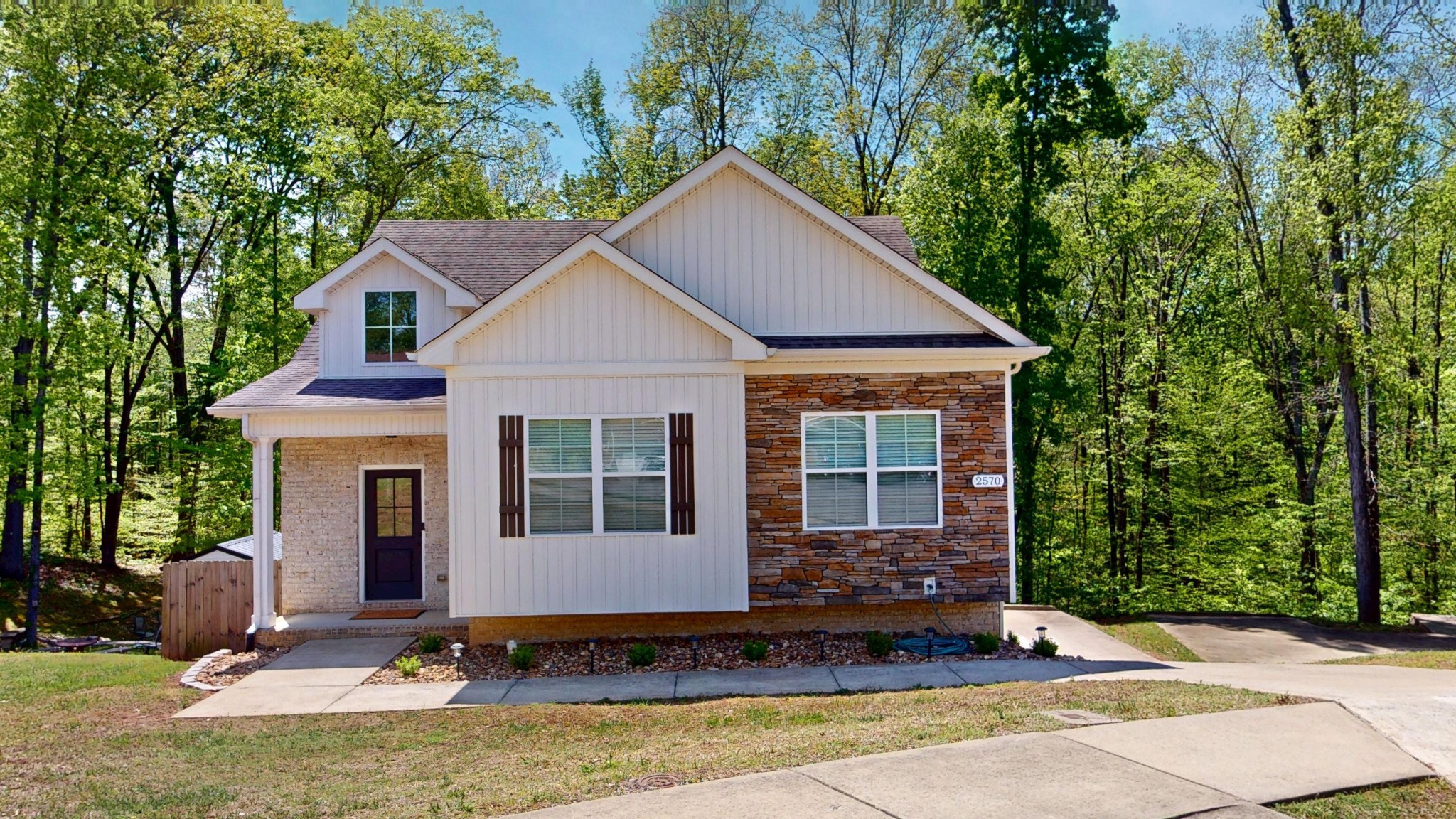 2570 Alex Overlook Way Property Photo 1