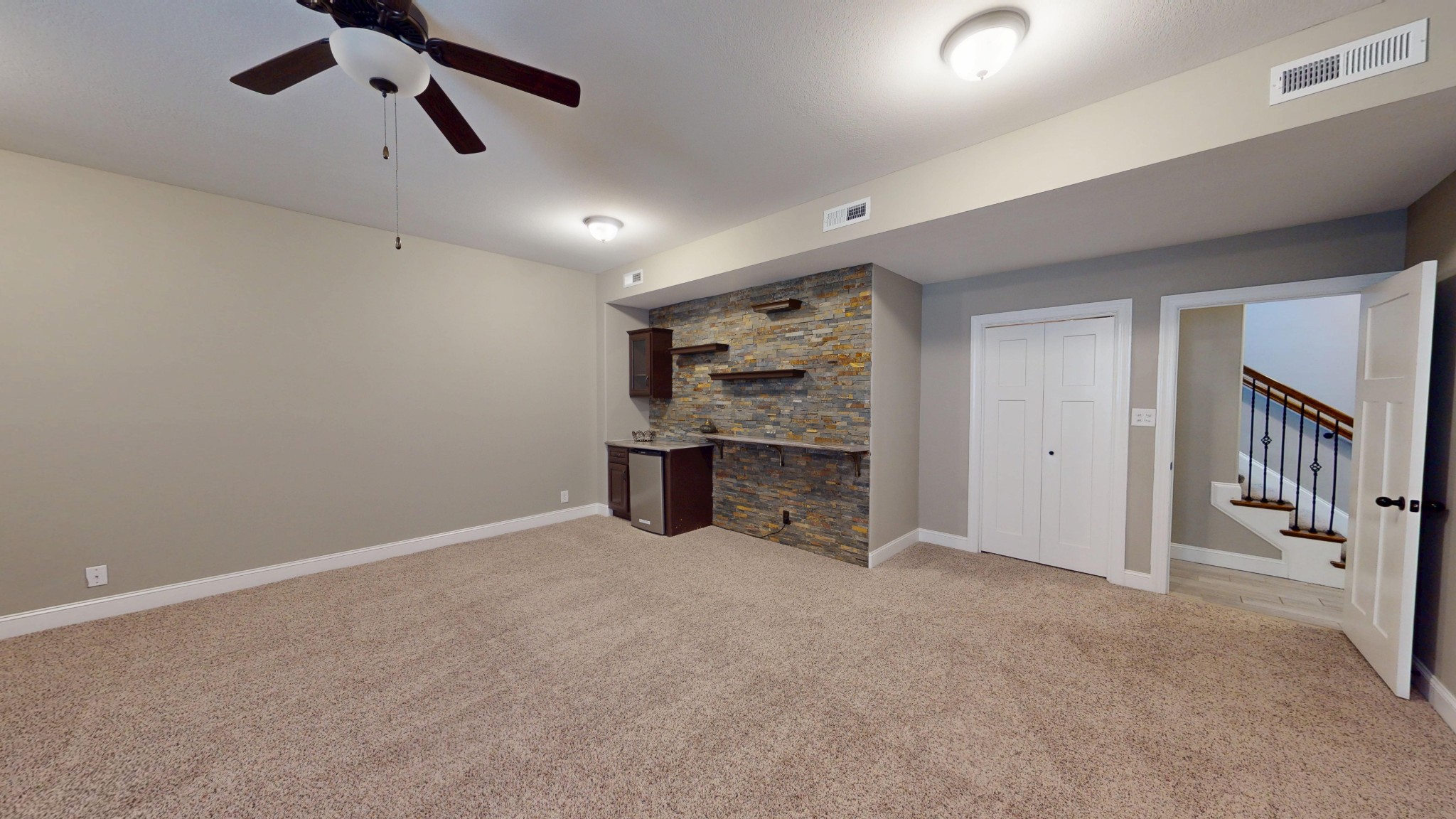 2570 Alex Overlook Way Property Photo 17