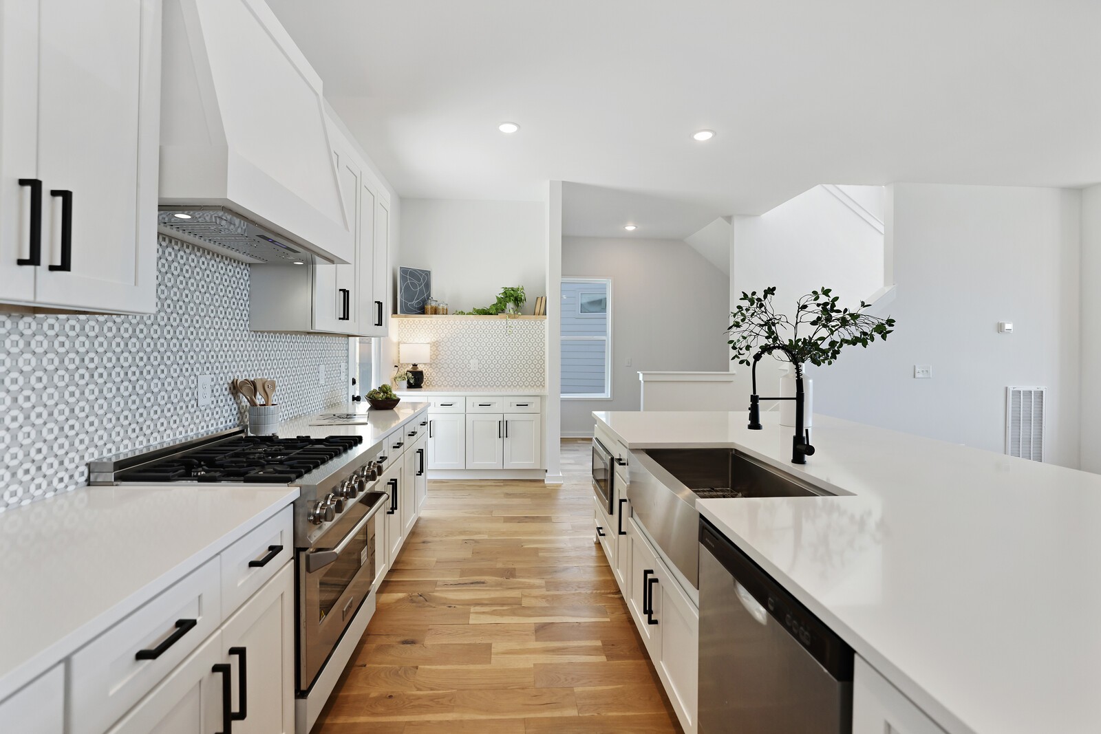 1580 Boxwood Dr Property Photo 16