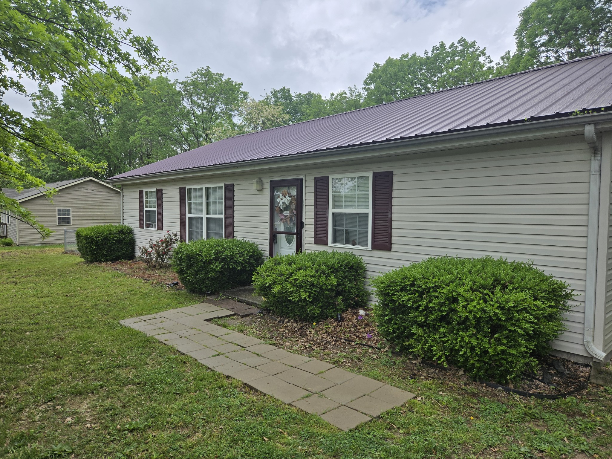 300 Hardin Ave Property Photo