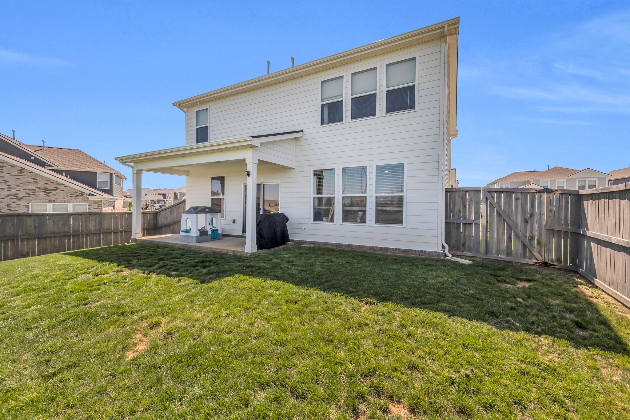 731 Ewell Farm Dr Property Photo 35