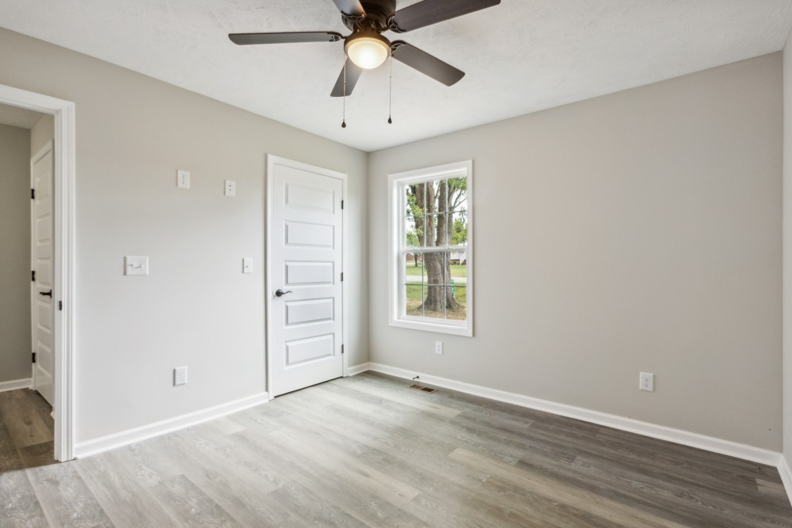 1212 Hollis Ln Property Photo 11