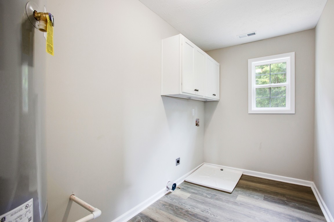 1212 Hollis Ln Property Photo 15