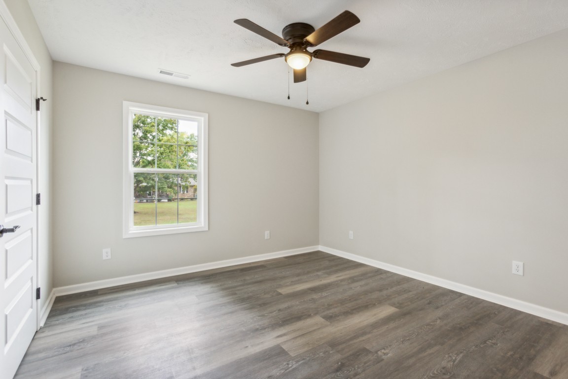 1212 Hollis Ln Property Photo 22