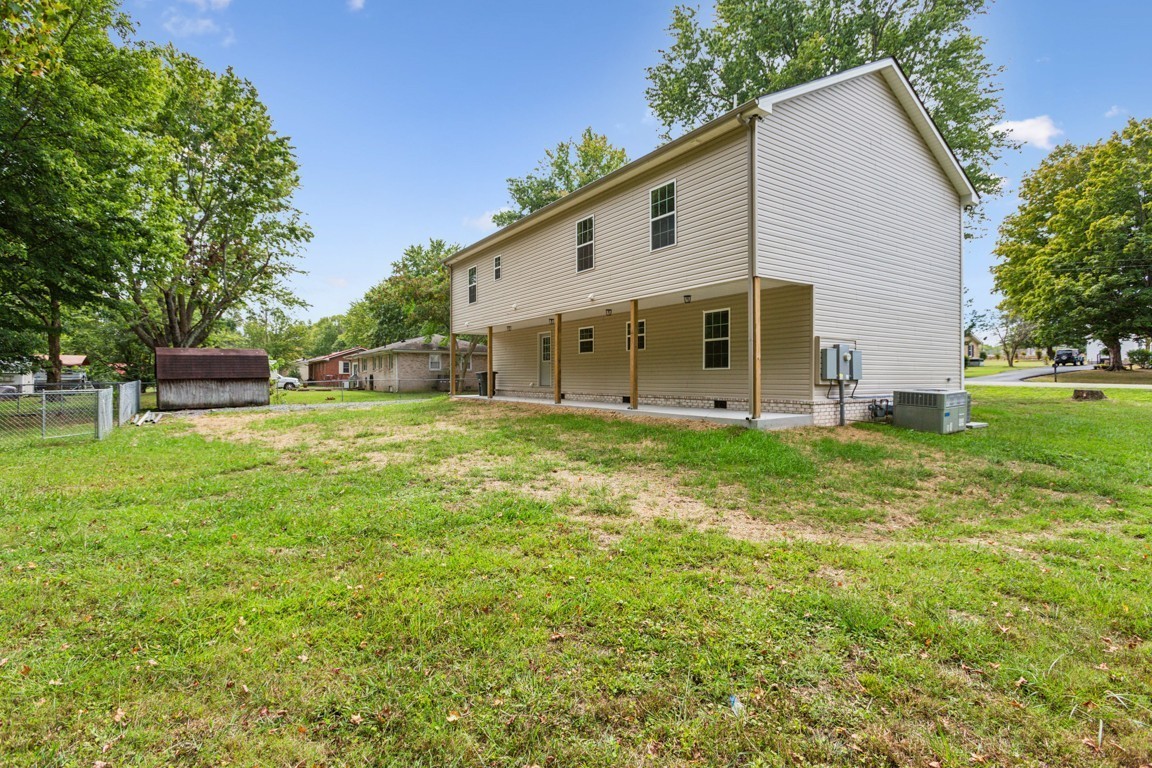 1212 Hollis Ln Property Photo 24