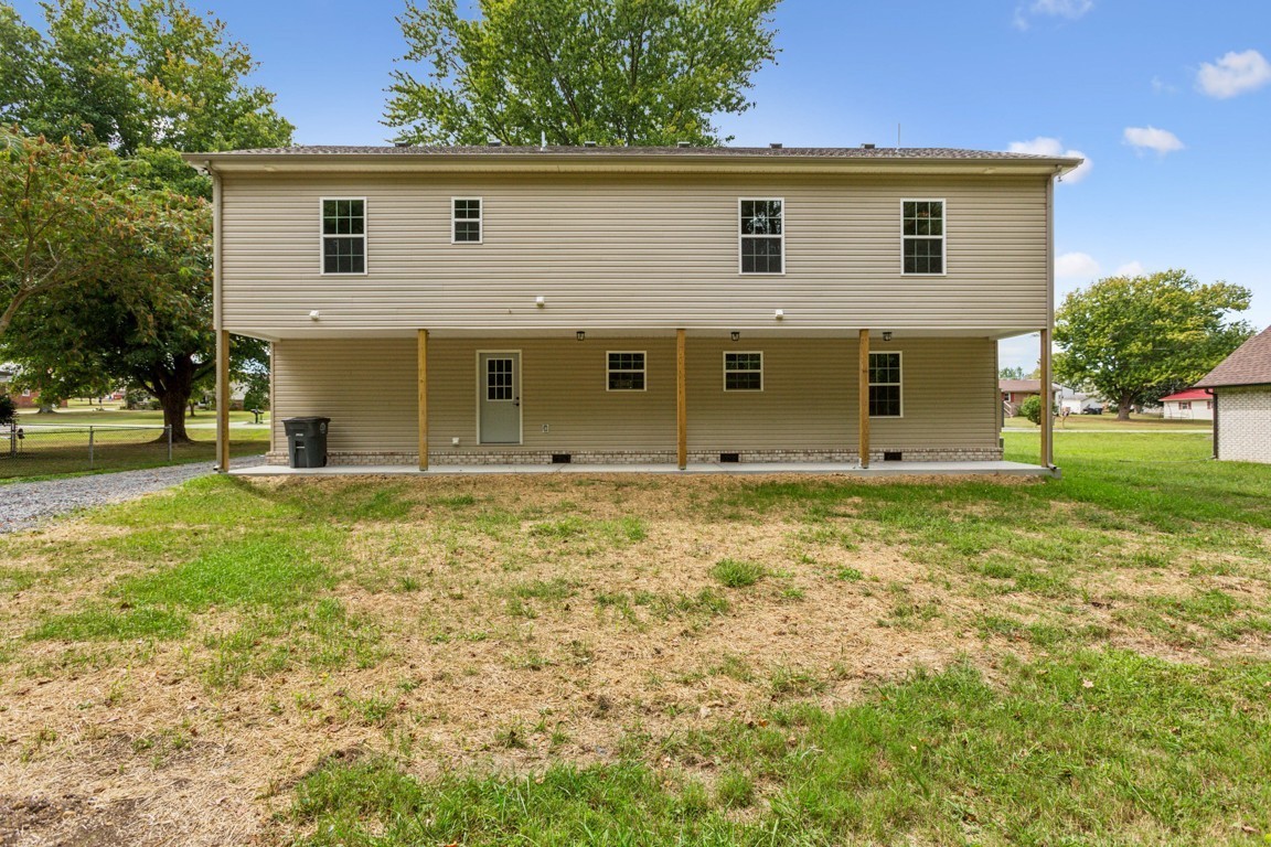 1212 Hollis Ln Property Photo 25