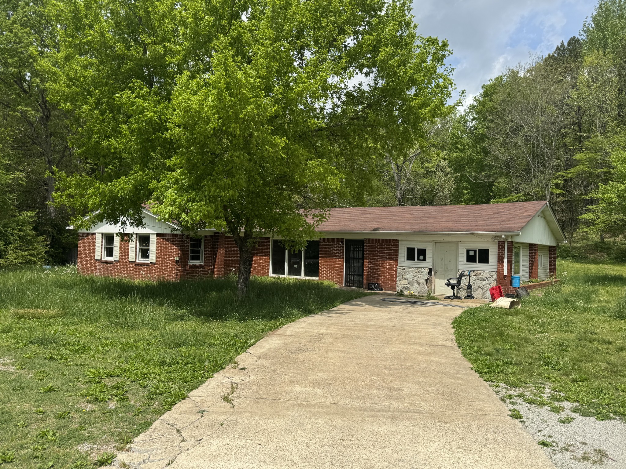1717 Collinwood Hwy Property Photo 1