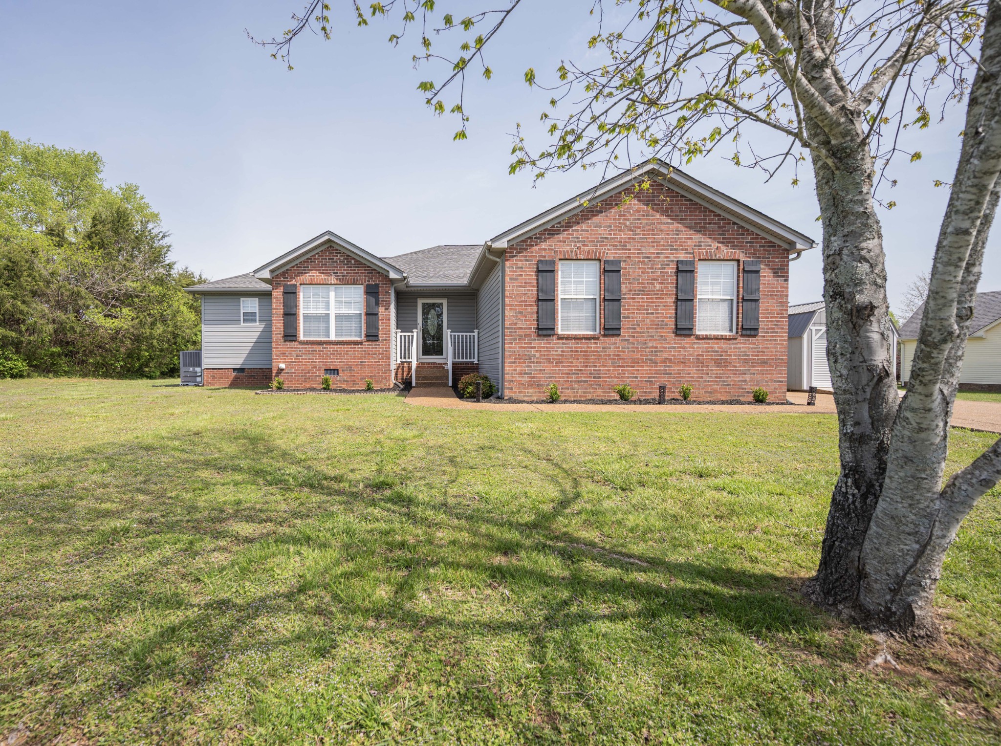 1400 Alyssa Dr Property Photo 1