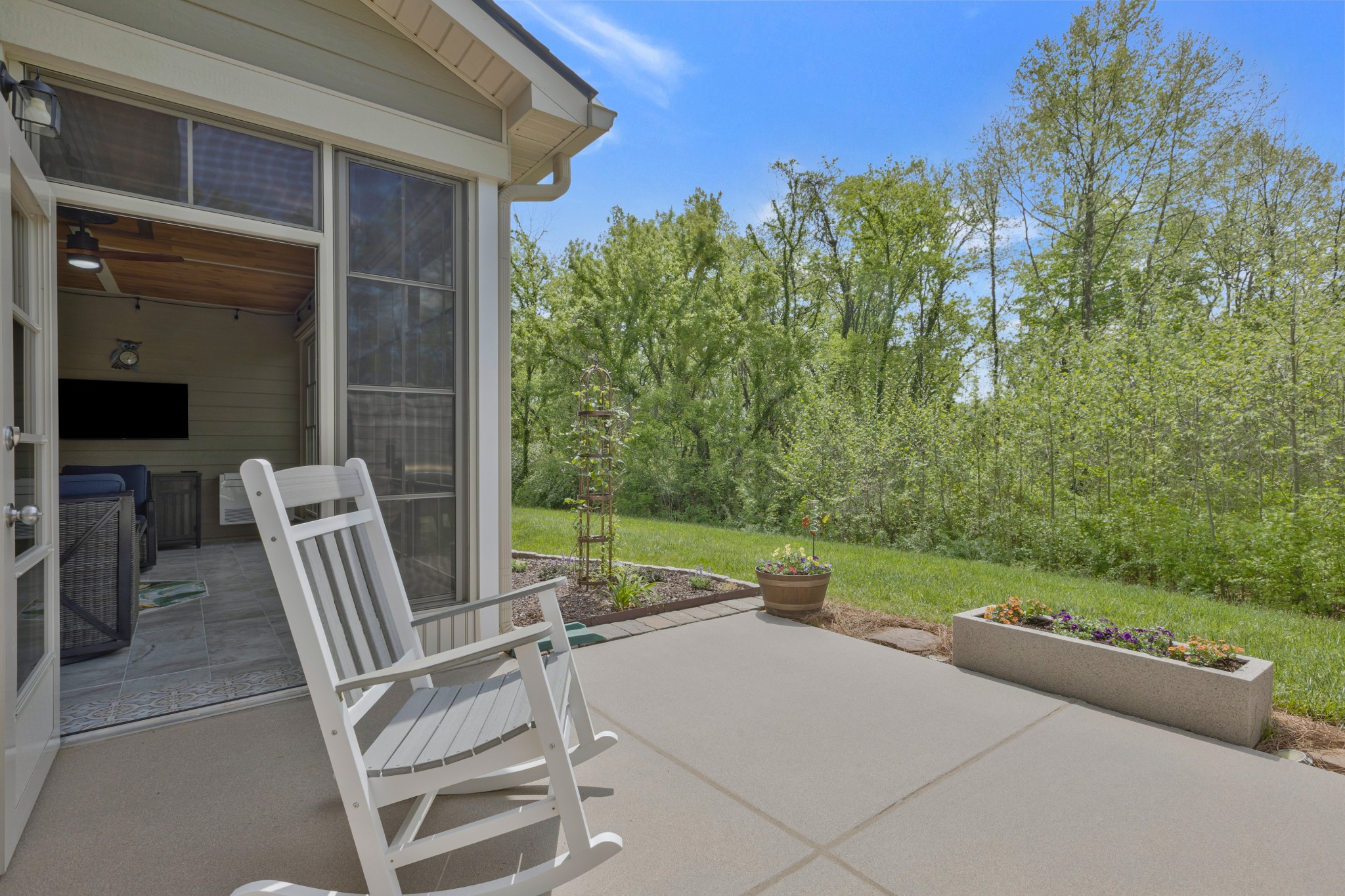 7027 Hickman Way Property Photo 28