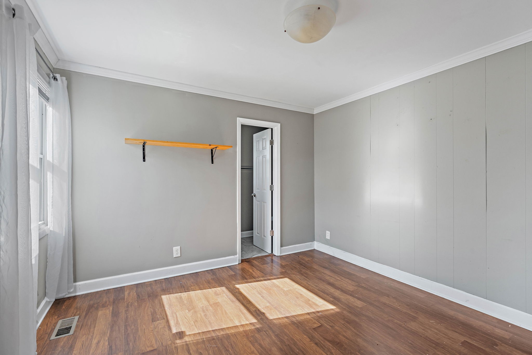 508 W Bend Dr Property Photo 2