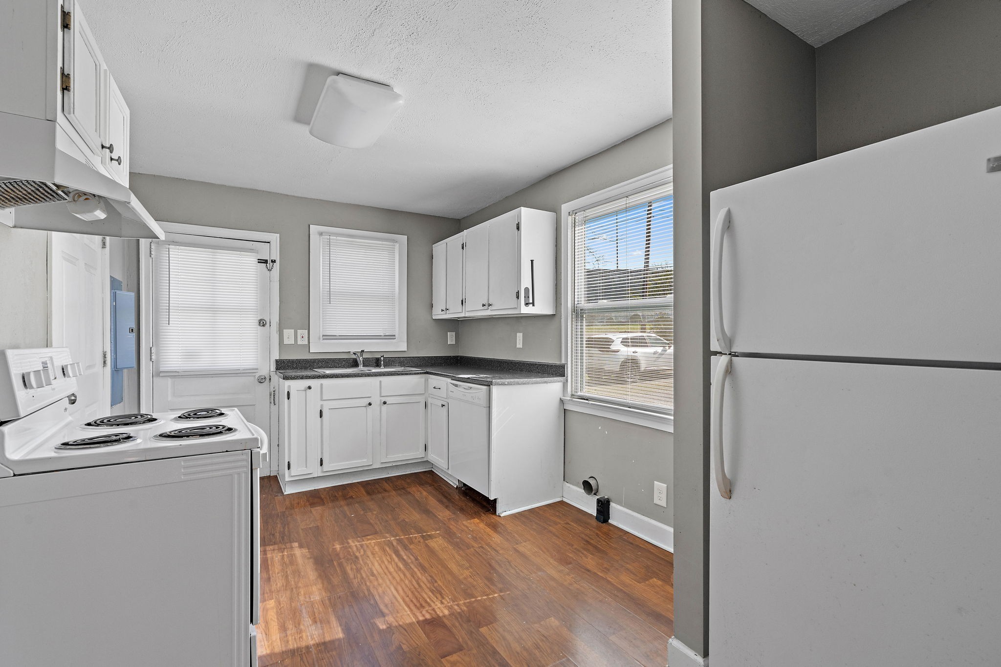 508 W Bend Dr Property Photo 5