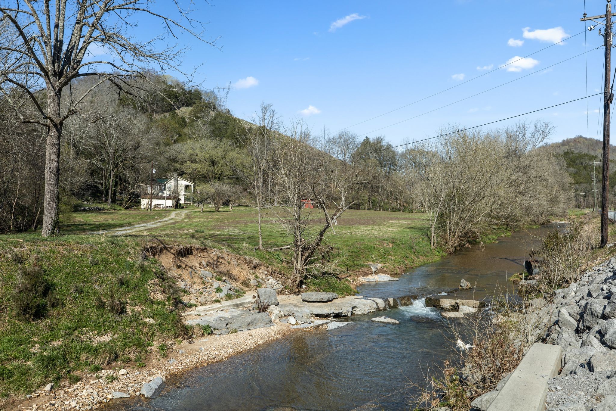 2203 Stones River Rd Property Photo