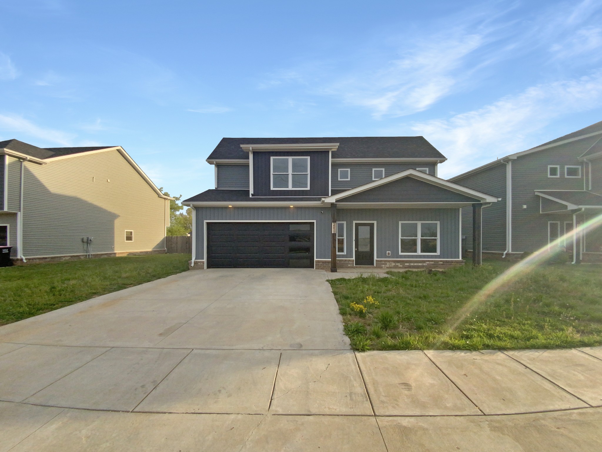 2511 Ashland City Rd Property Photo 1
