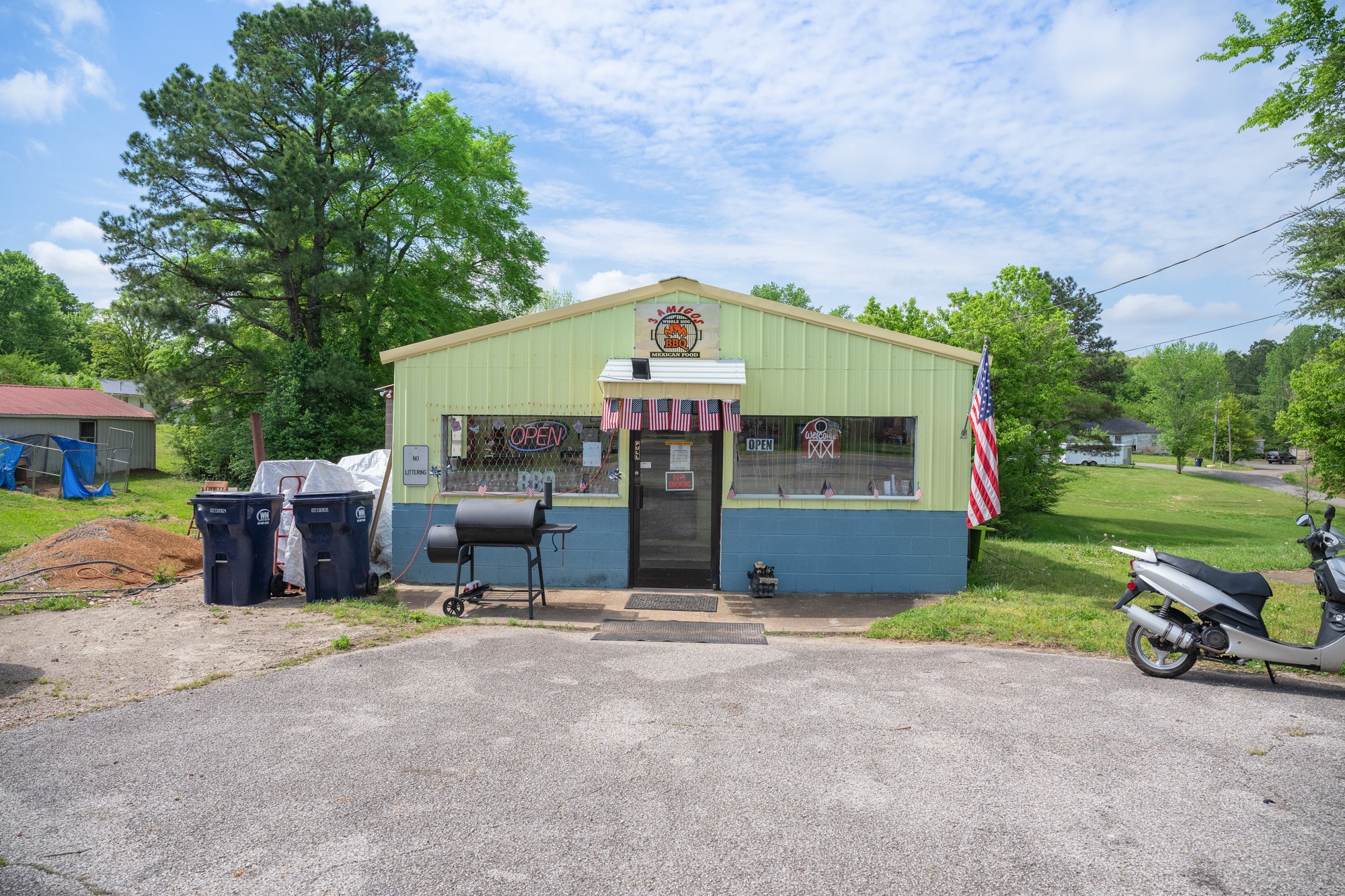 10011 Highway 114, W Property Photo