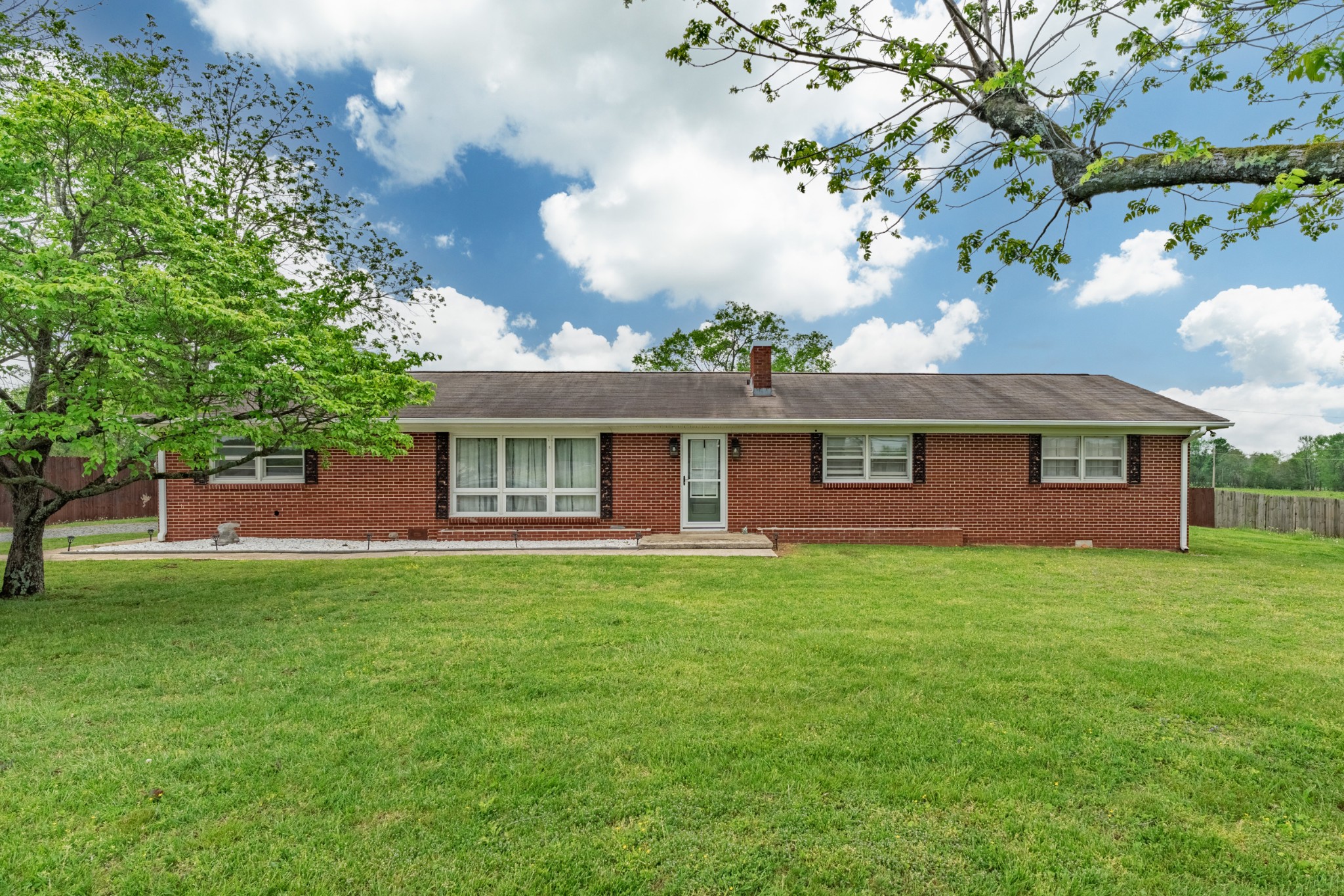 64 Camargo Rd Property Photo