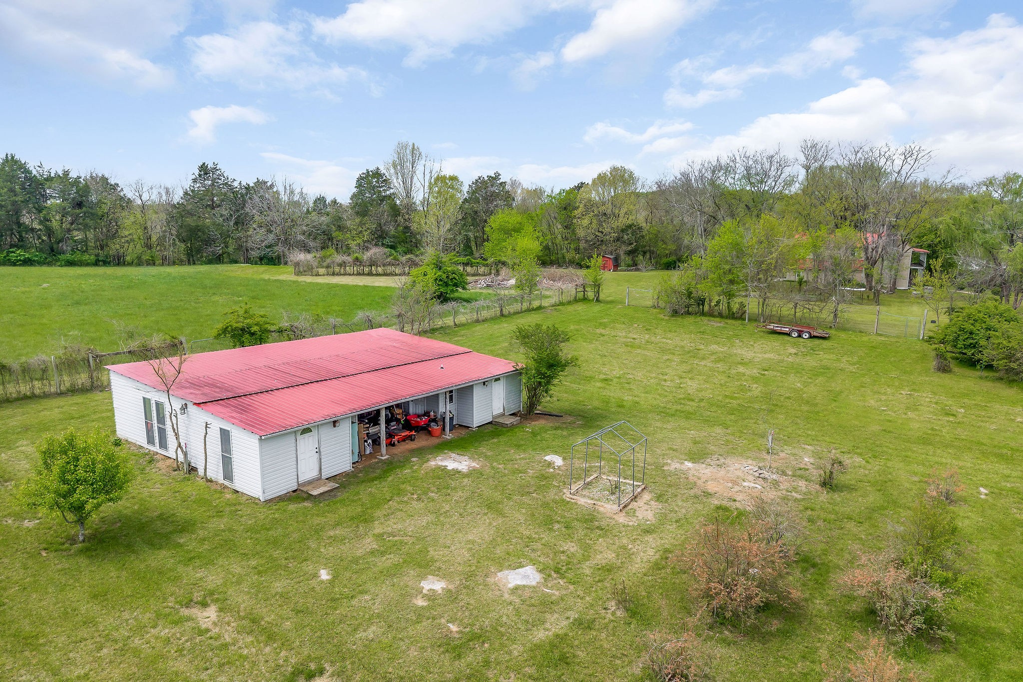 134 Opossum Hollow Rd Property Photo 32