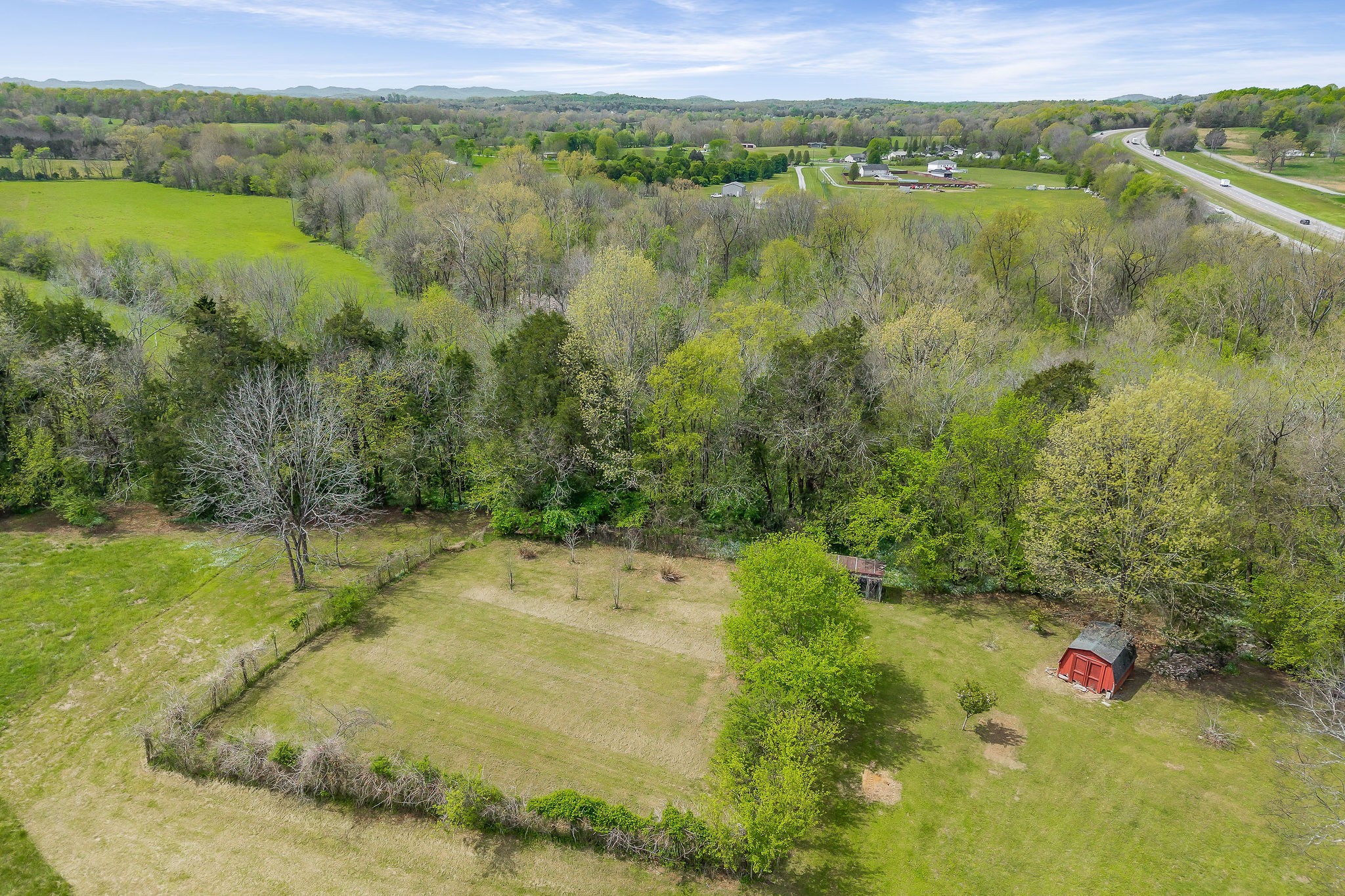 134 Opossum Hollow Rd Property Photo 38