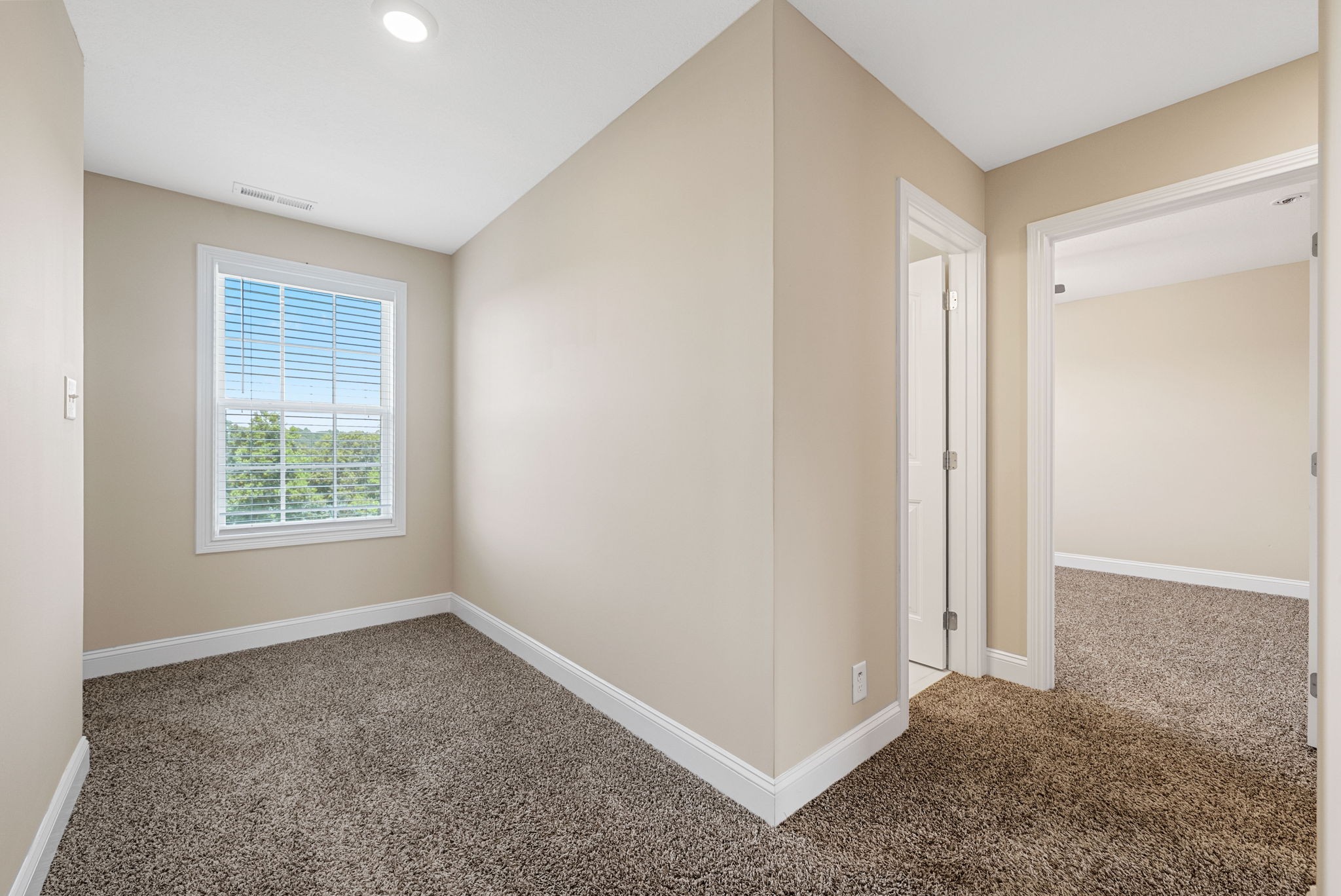 2961 Lancelot Ln Property Photo 16