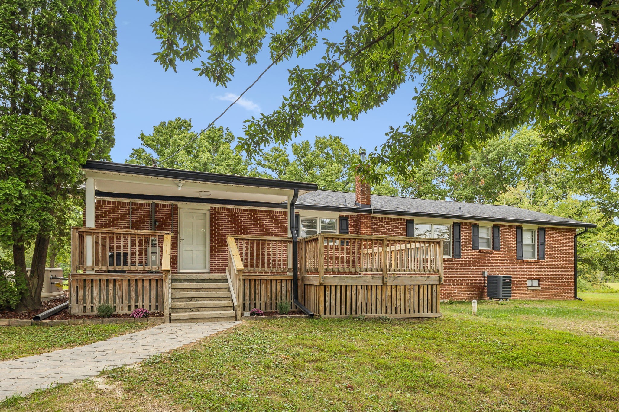 6510 Clemons Ridge Rd Property Photo 28