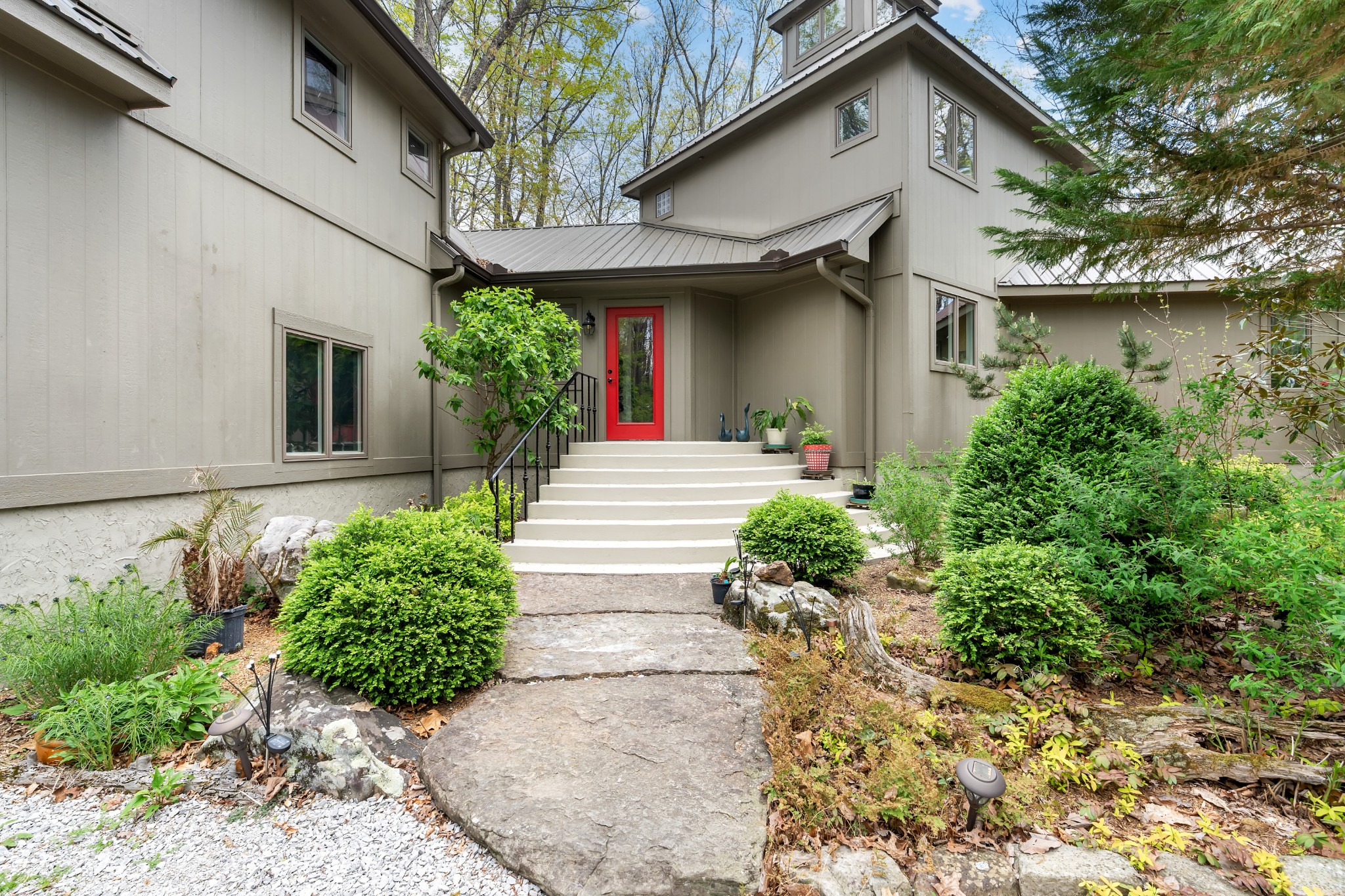 1702 Ridge Cliff Dr Property Photo
