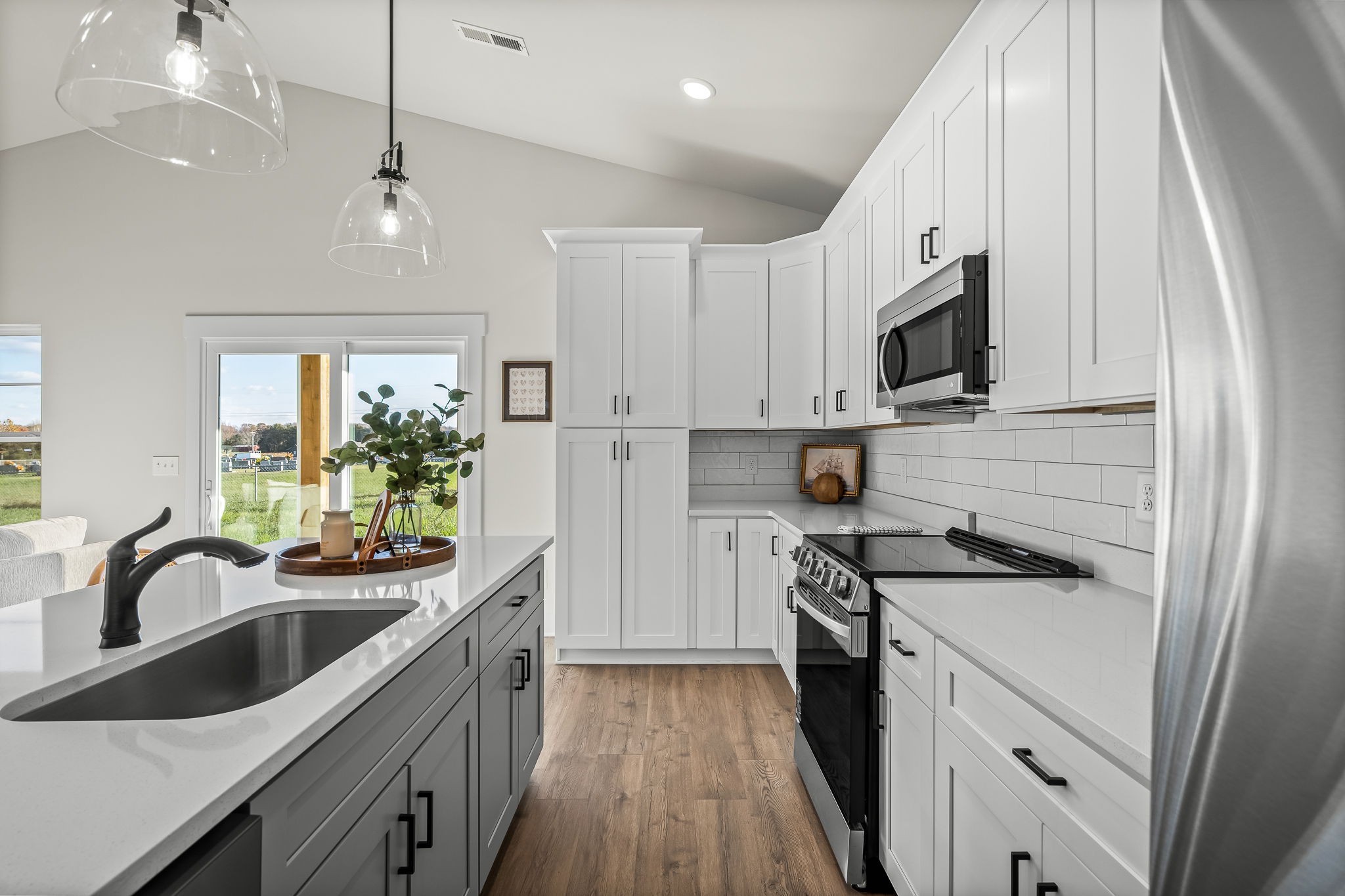 3006 Bootknife Dr Property Photo 12