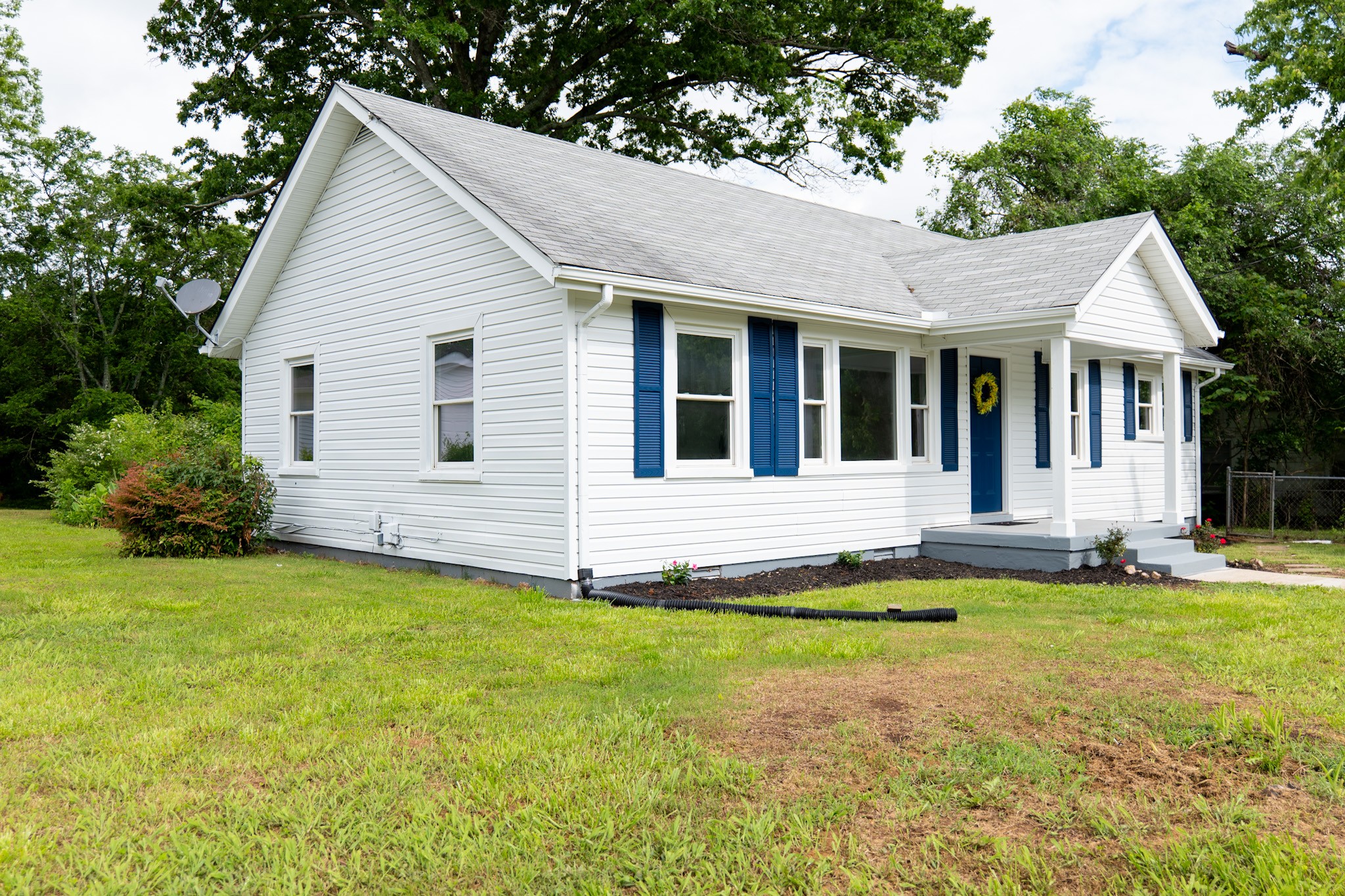 313 Jakes Ave Property Photo 5