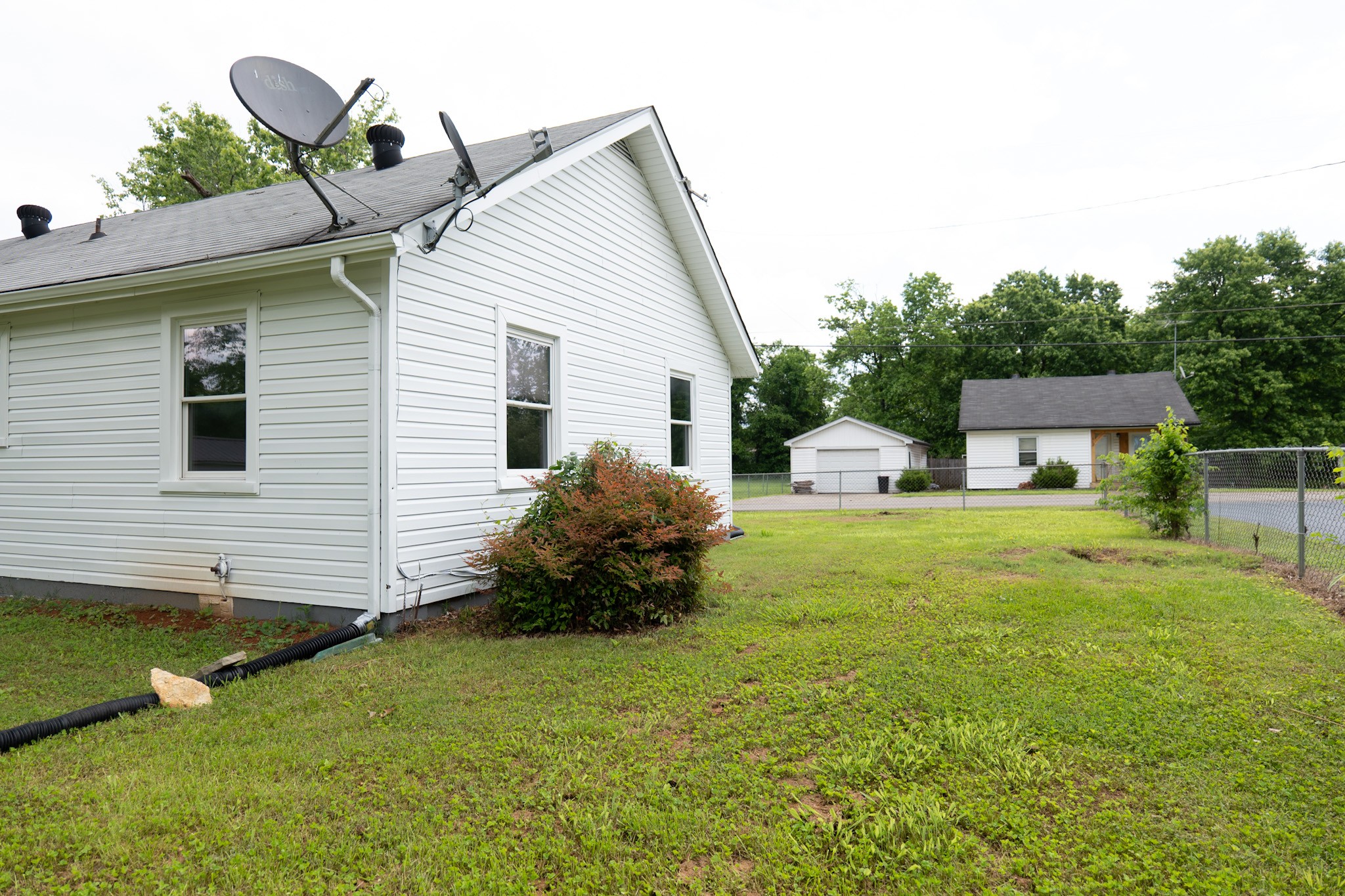 313 Jakes Ave Property Photo 10