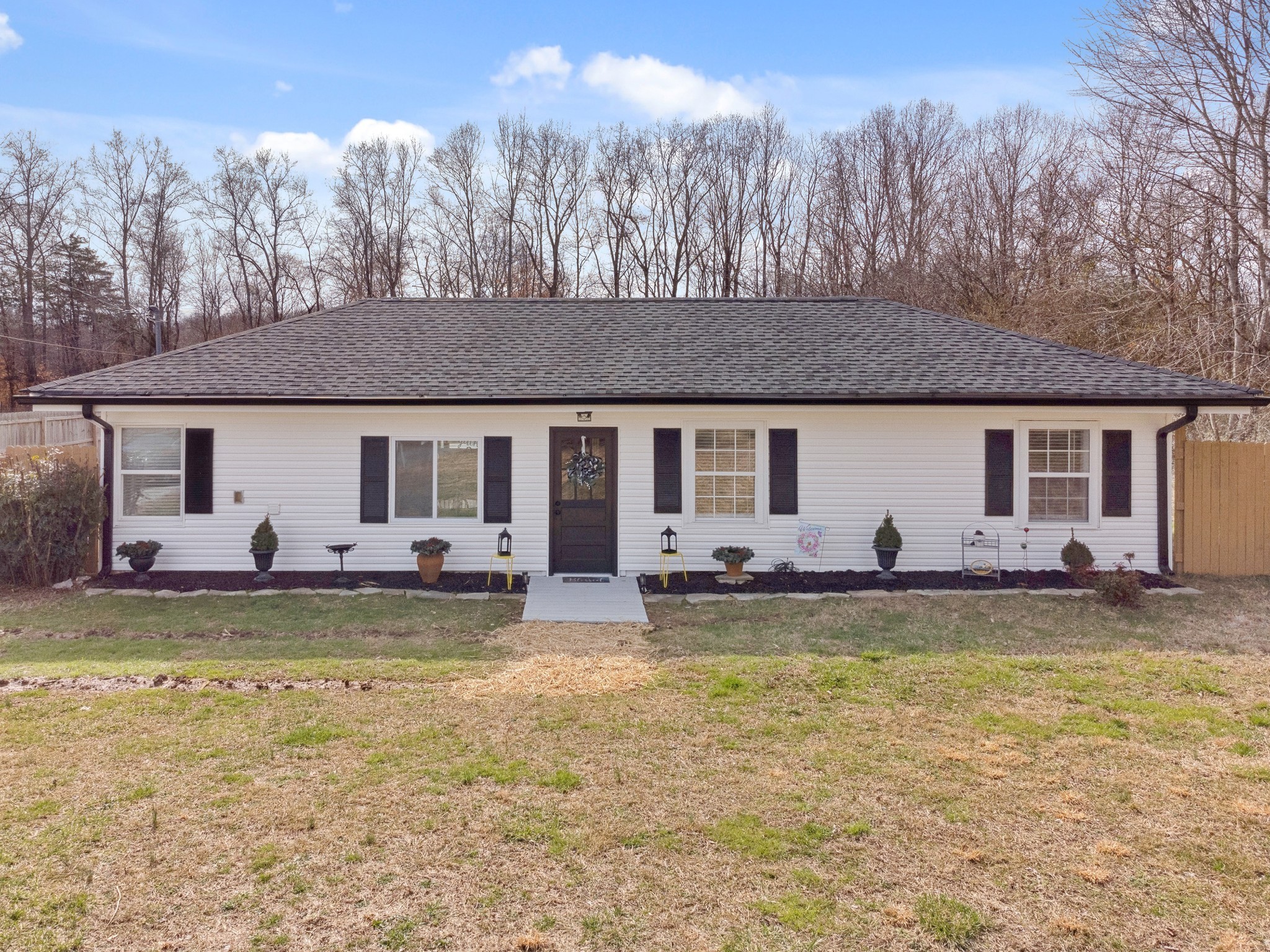 1544 Lockmiller Rd Property Photo
