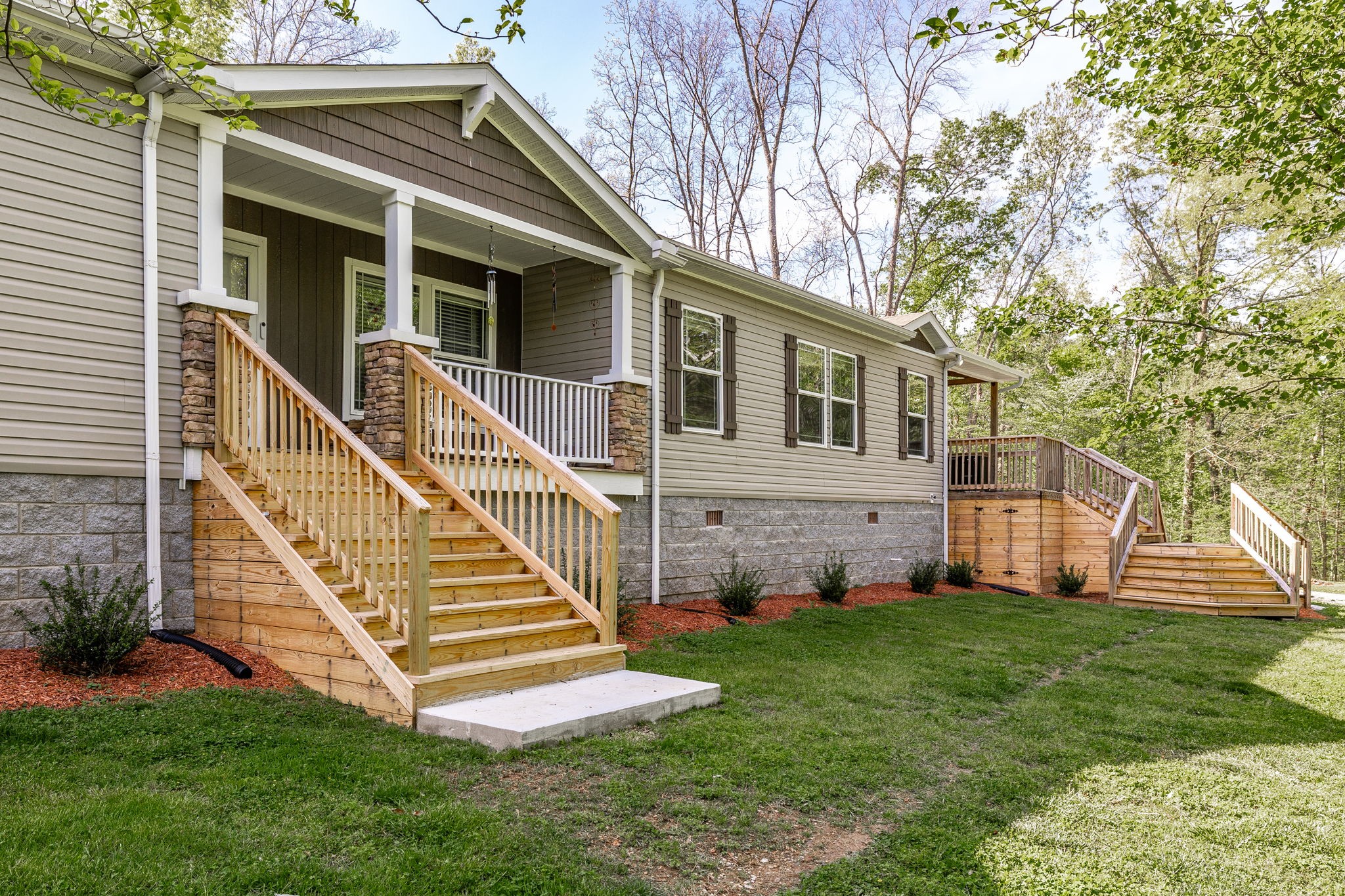 160 Nubia Rd Property Photo 1
