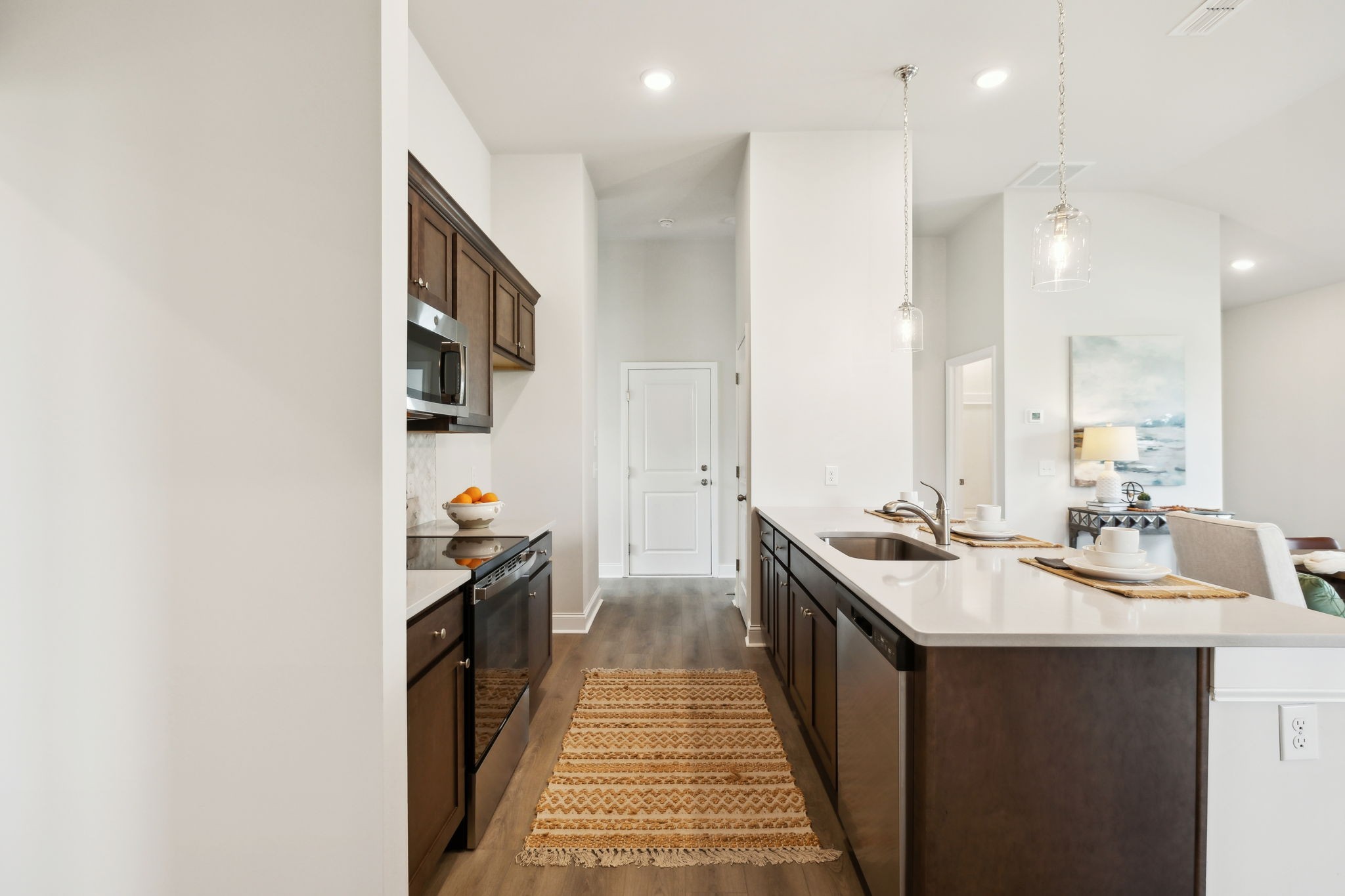 607 Grange Way Property Photo 14