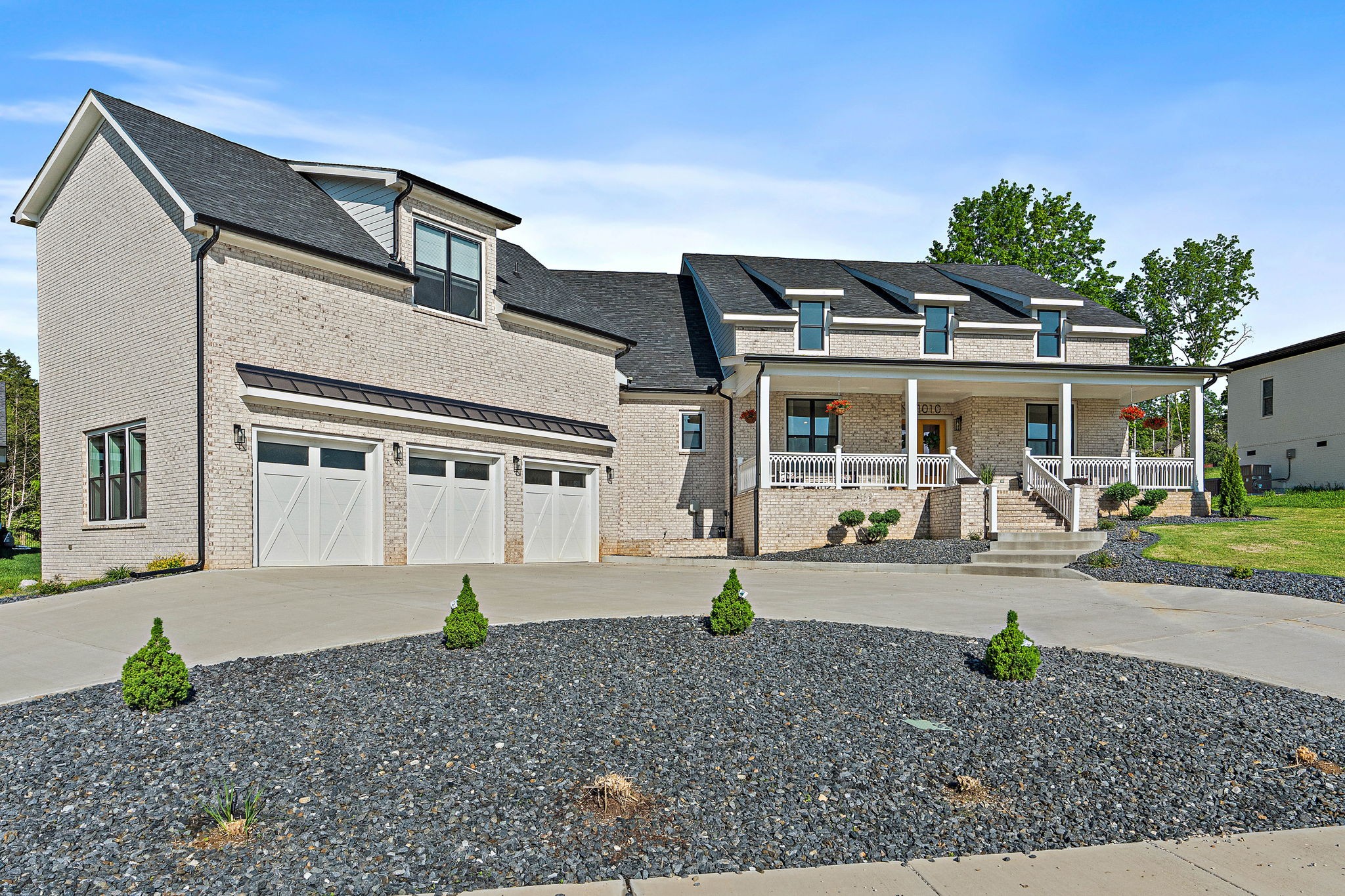 1010 Paradise City Blvd Property Photo 1