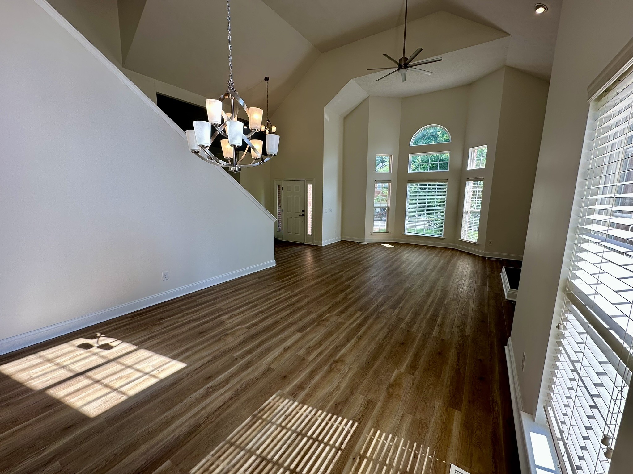 7253 Santeelah Way Property Photo 5