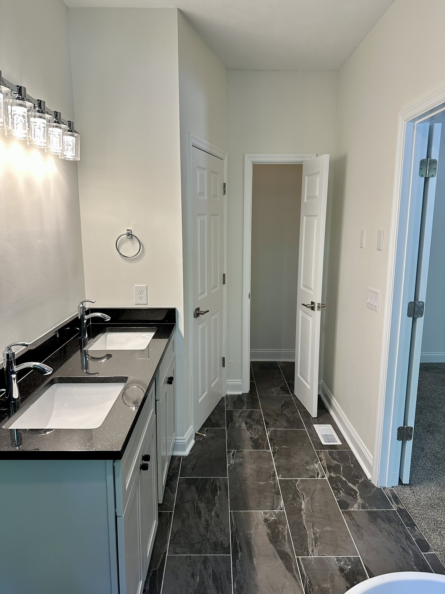 7253 Santeelah Way Property Photo 17