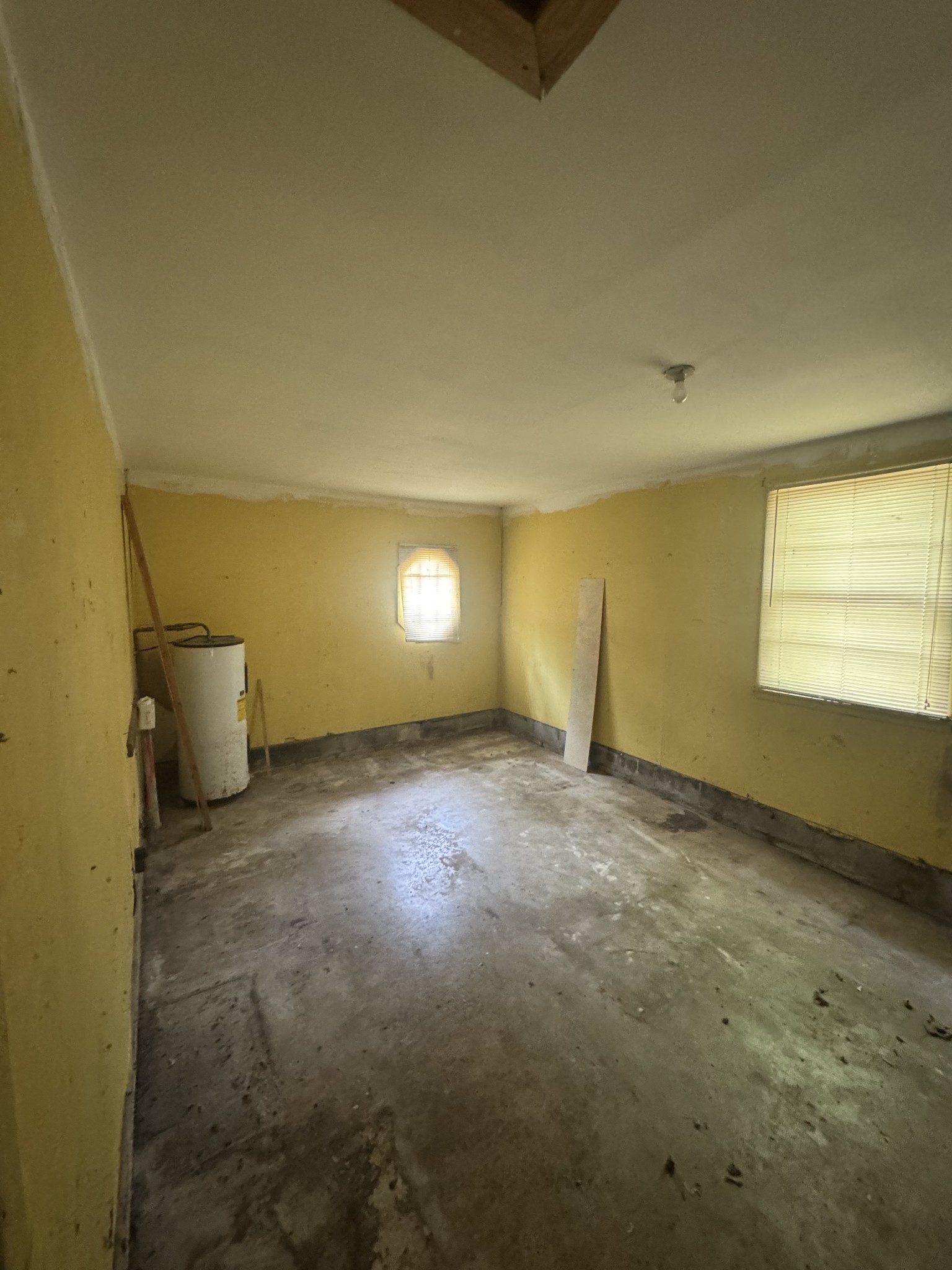306 Notgrass Rd Property Photo 8