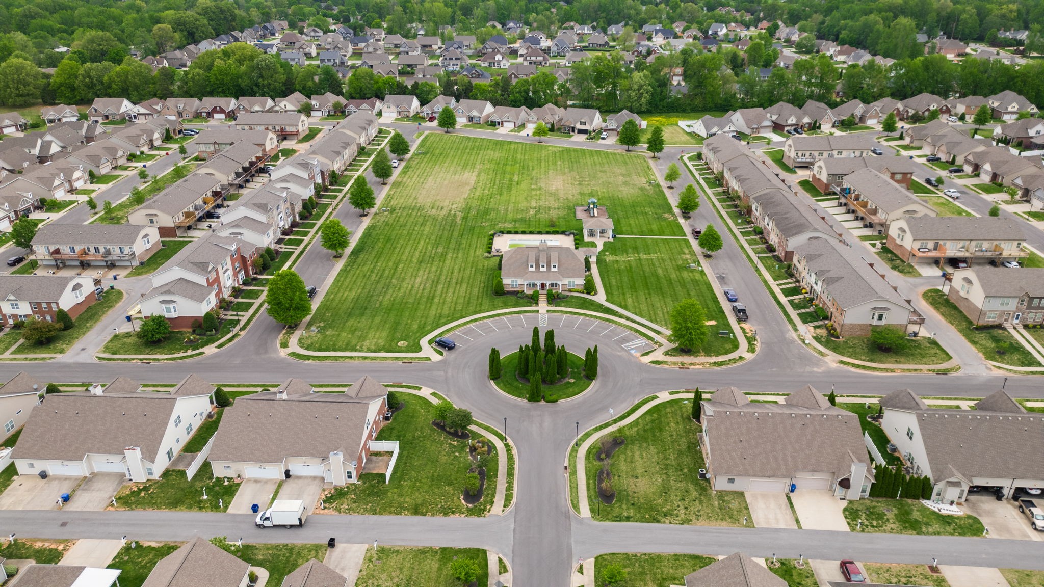 92 Whitman Xing Property Photo 41