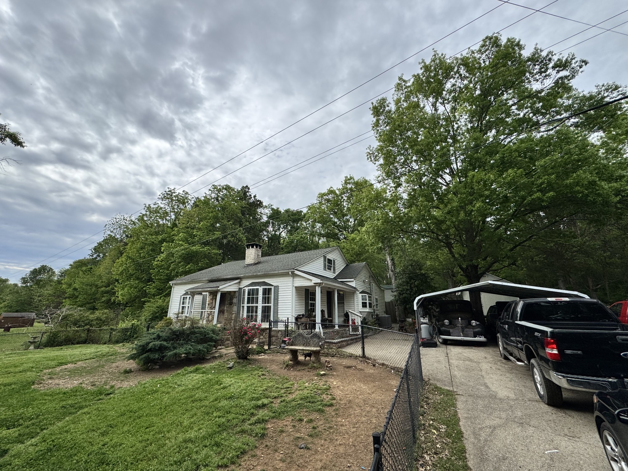 3663 Trousdale Ferry Pike Property Photo 1