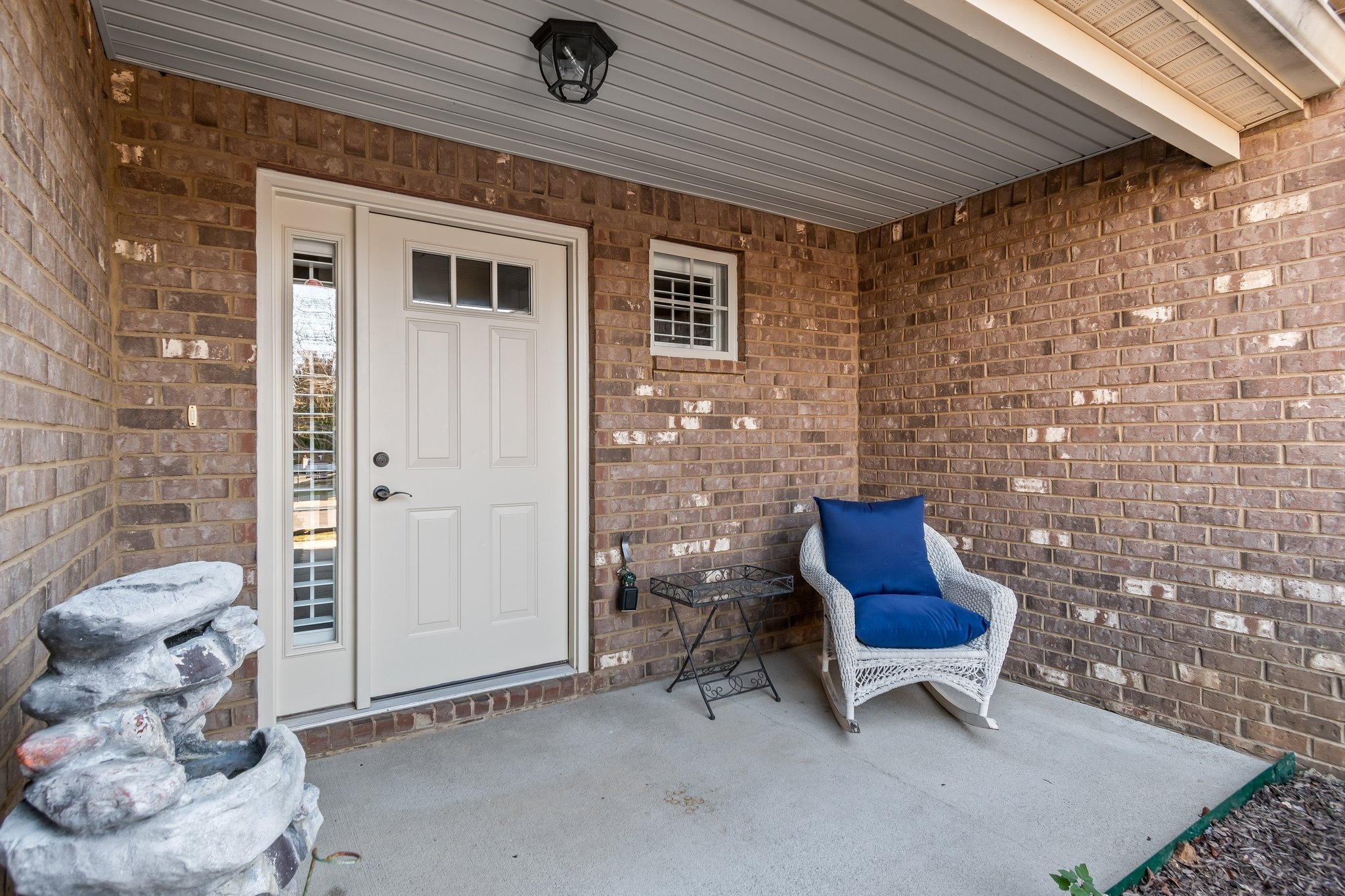 1041 Irish Way Property Photo 2