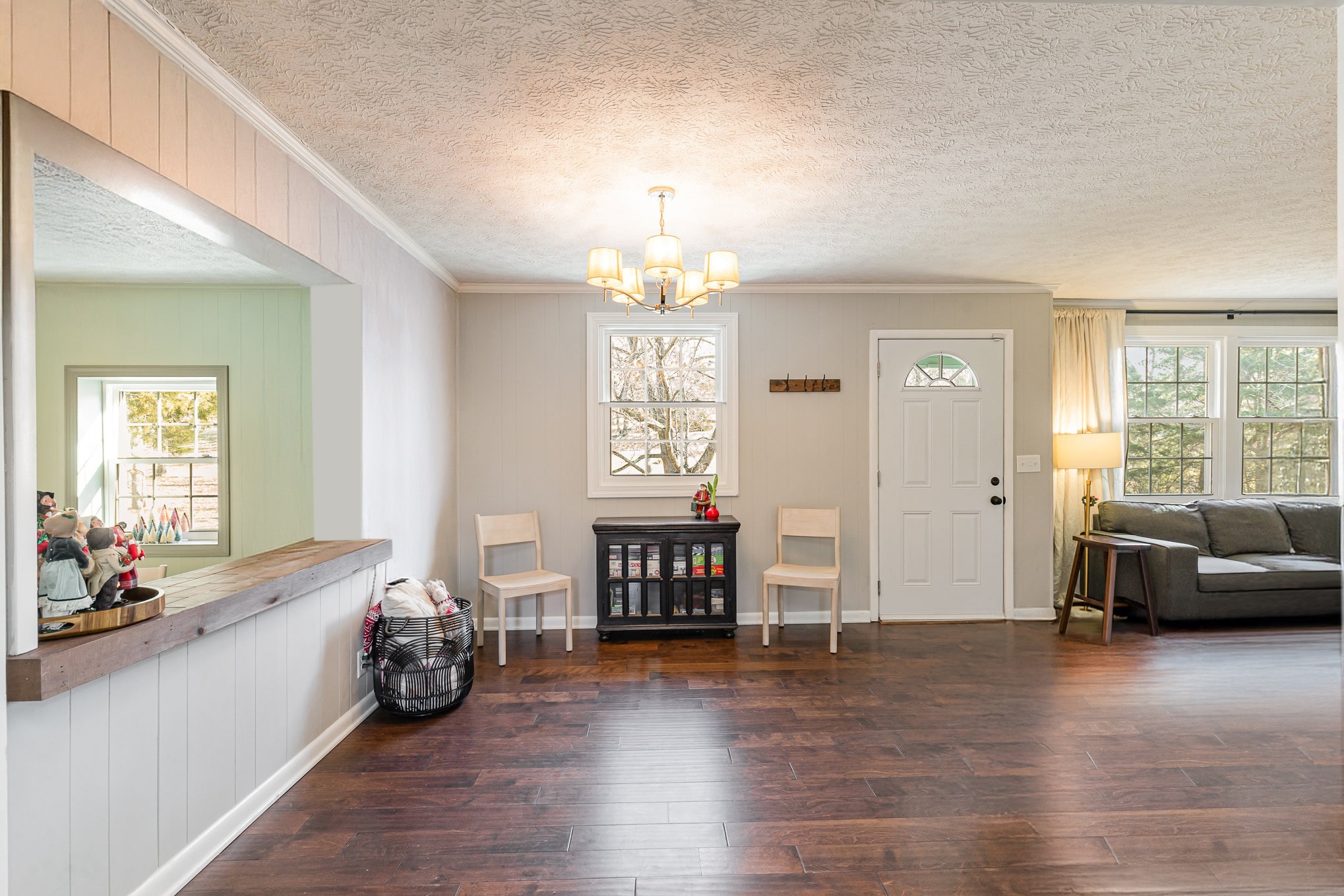7316 Chester Rd Property Photo 1