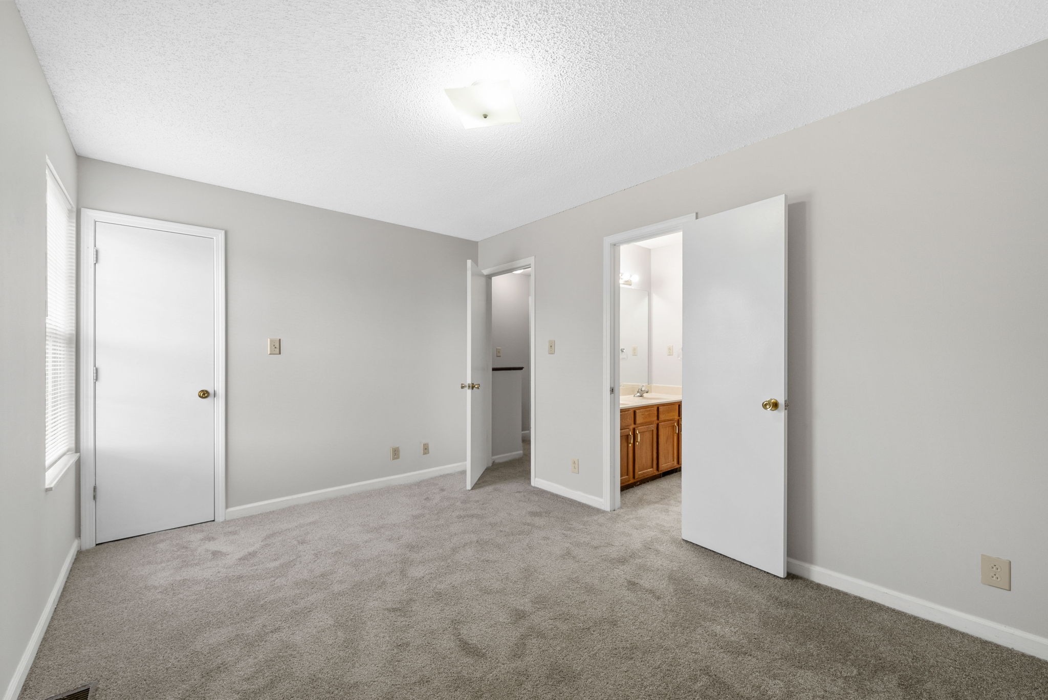 3287 Tower Dr Property Photo 21