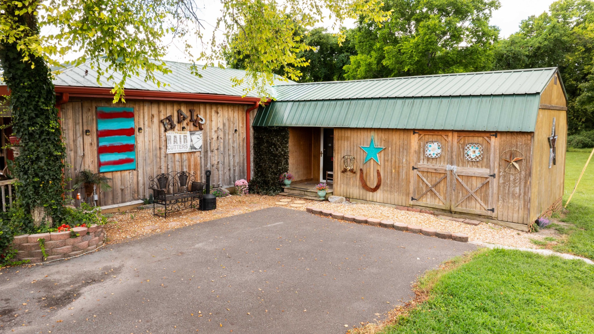 1308 Neelys Bend Rd Property Photo 15