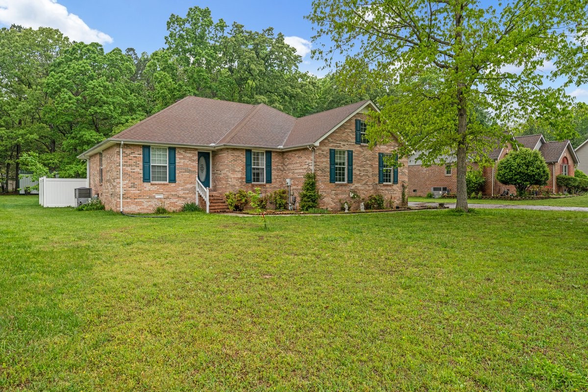 60 Pineview Cir Property Photo