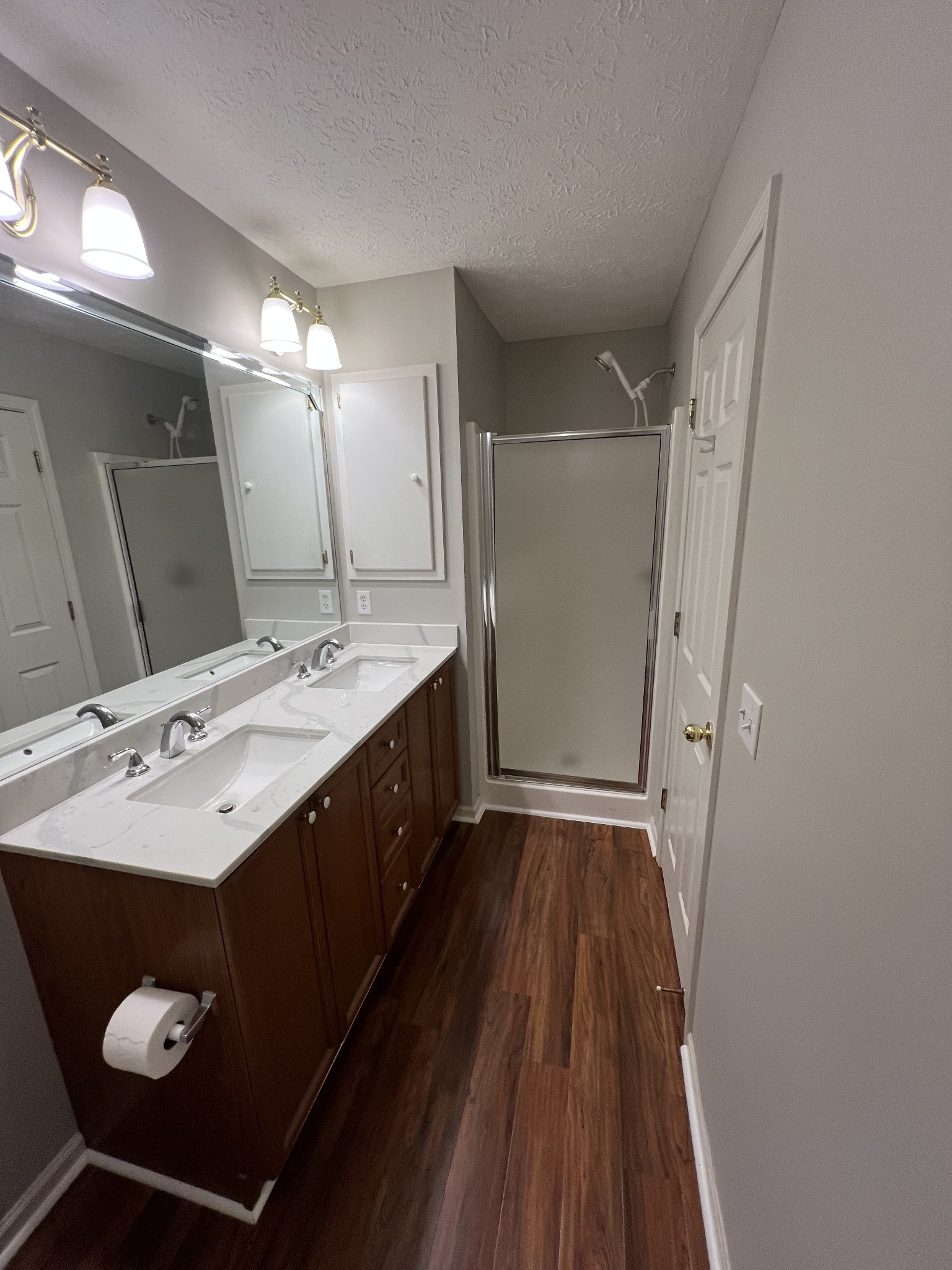 800 Browns Ln Property Photo 19