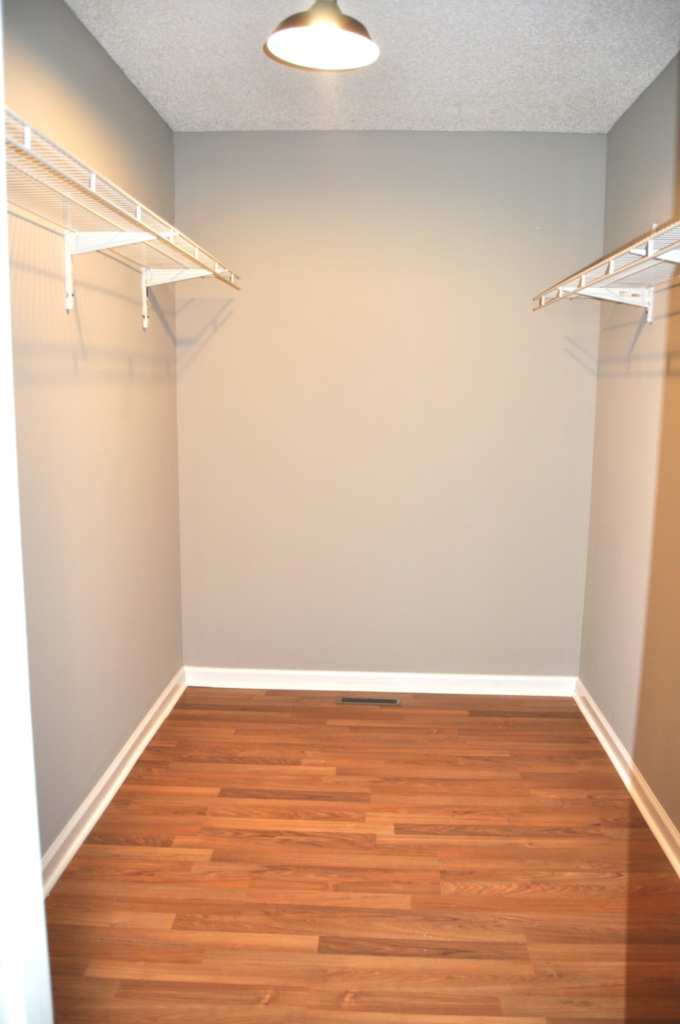 104 3rd Ave, N Property Photo 3